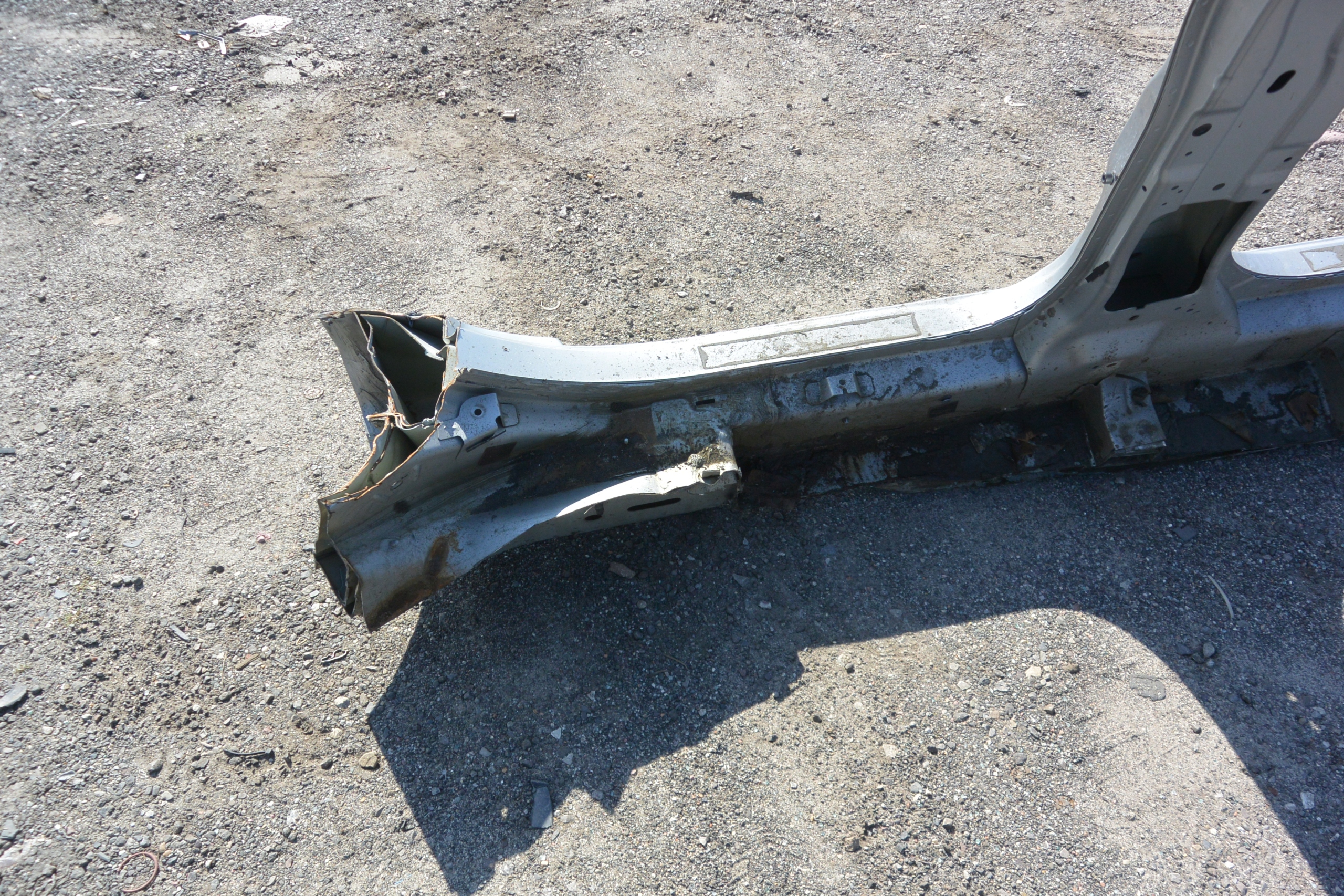 MASERATI QUATTROPORTE VI threshold pillar left 13- quarter BOK