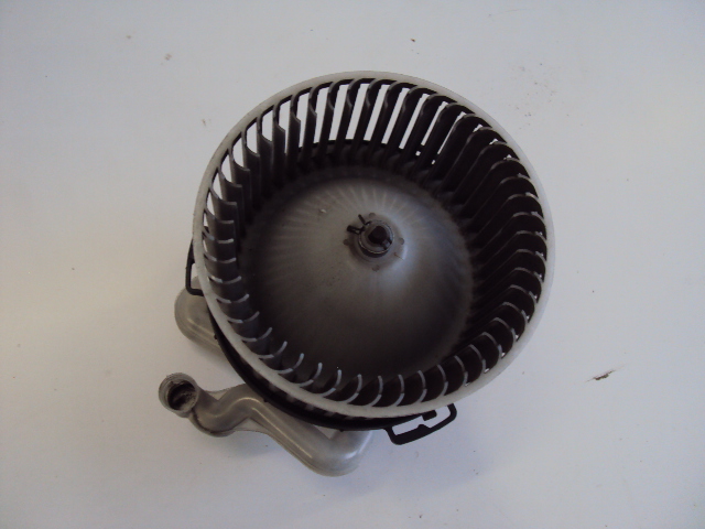 DMUCHAWA NAWIEWU MAZDA 3 I LIFT 03- Producent części Mazda OE