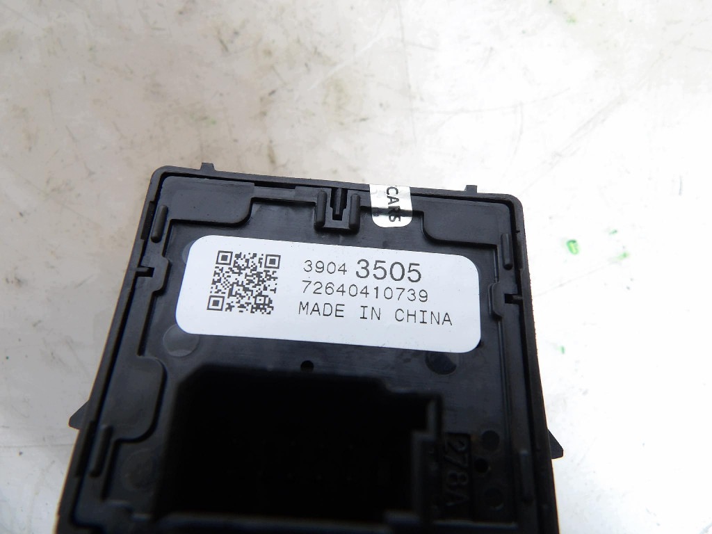 OPEL ASTRA K Bouton Indicateurs de direction 39043505