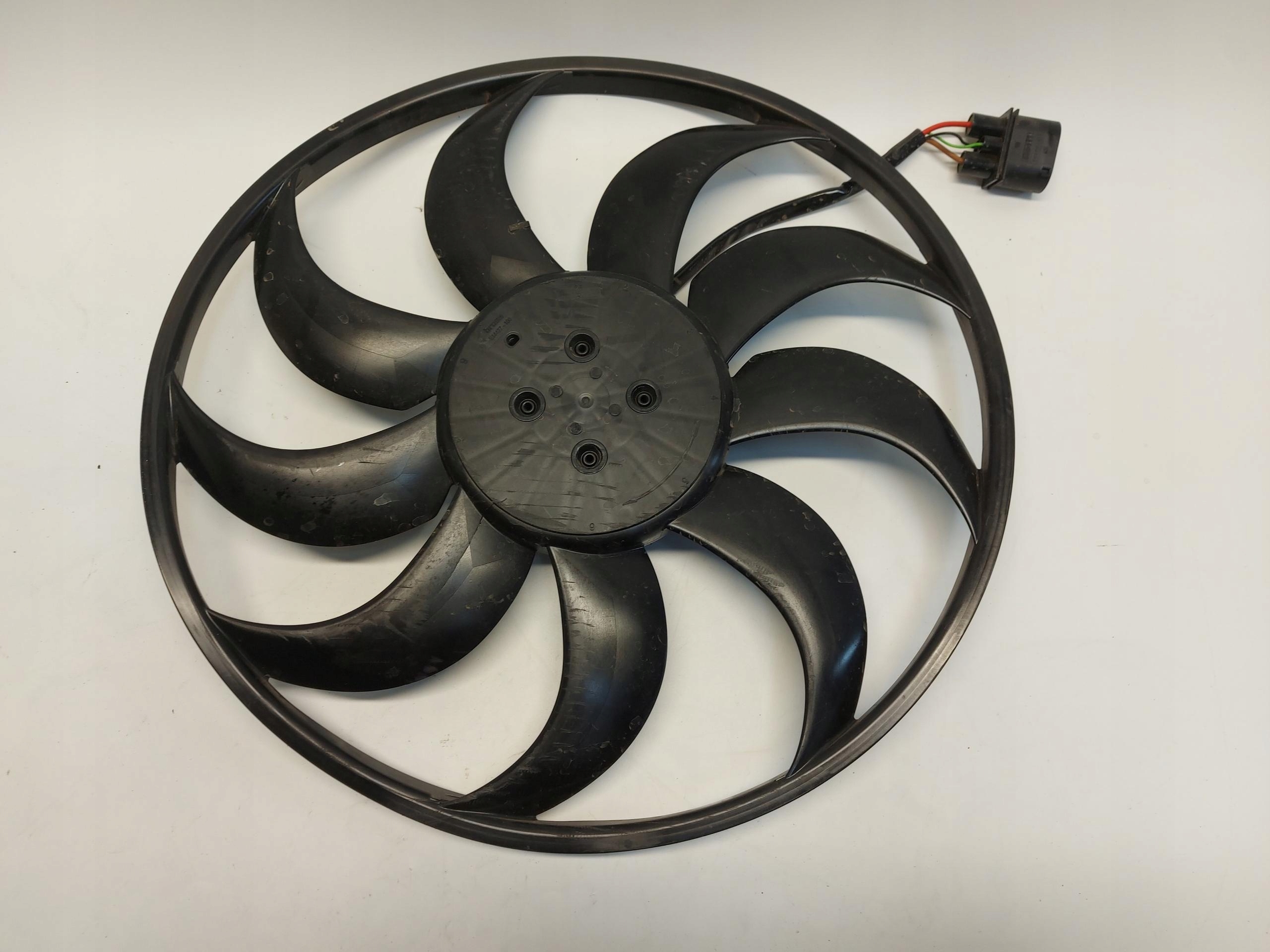 VW ID4 11A , 2024r SUV 5D ventilátor chladiče 1EA959455C