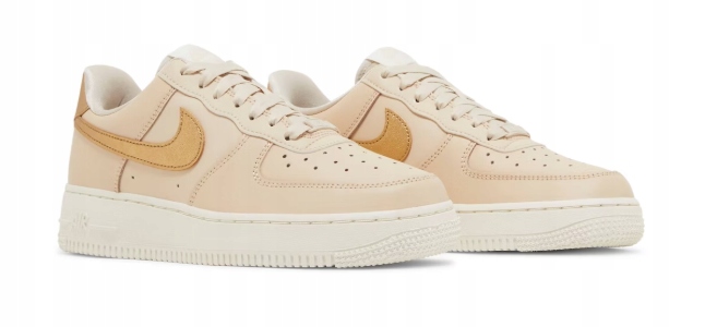 Dámské boty Nike Air Force 1 Essential Sanddrift Gold DQ7569-102 vel. 42