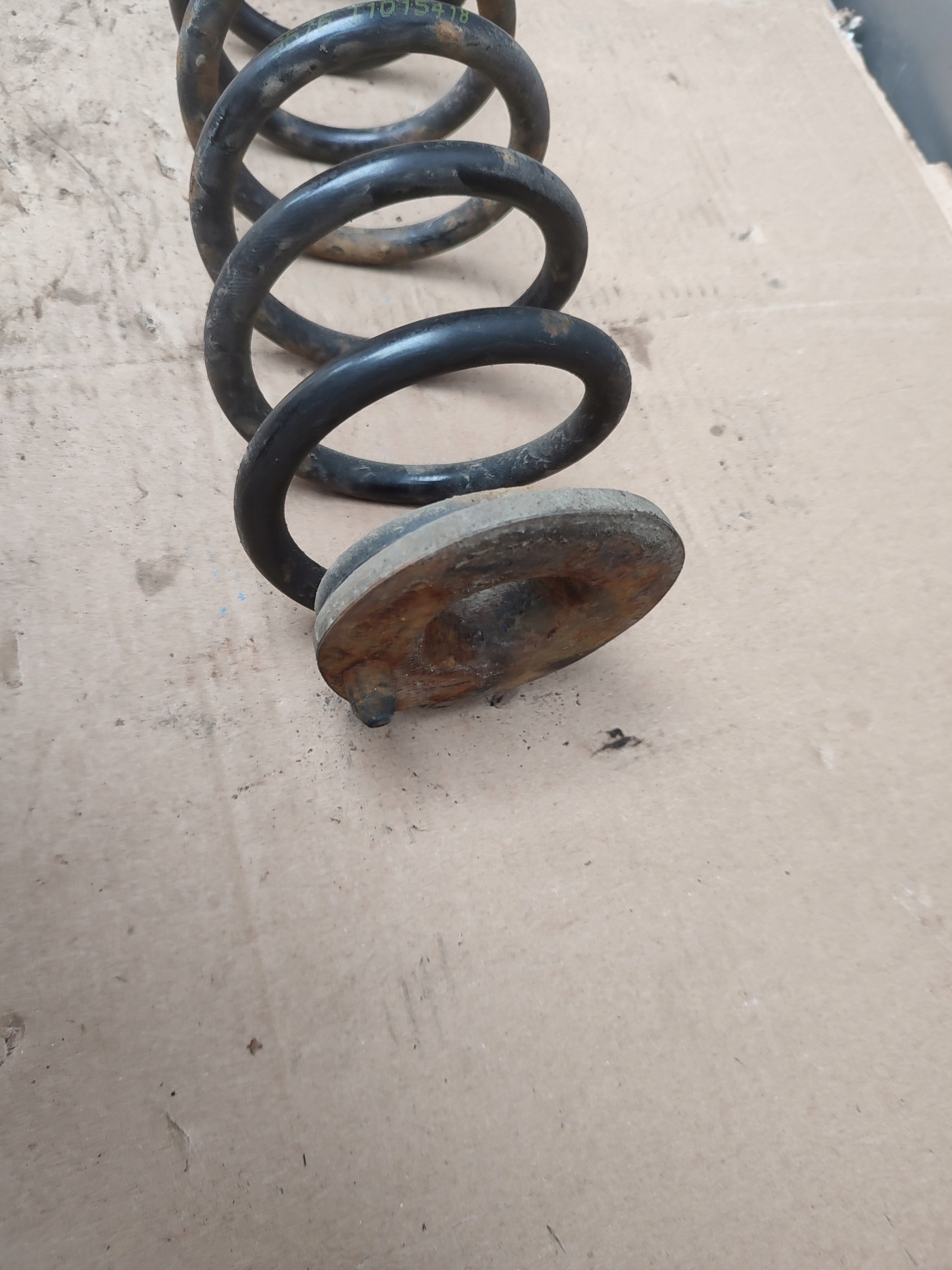spring rear VOLKSWAGEN PASSAT B7 1.4 TSI