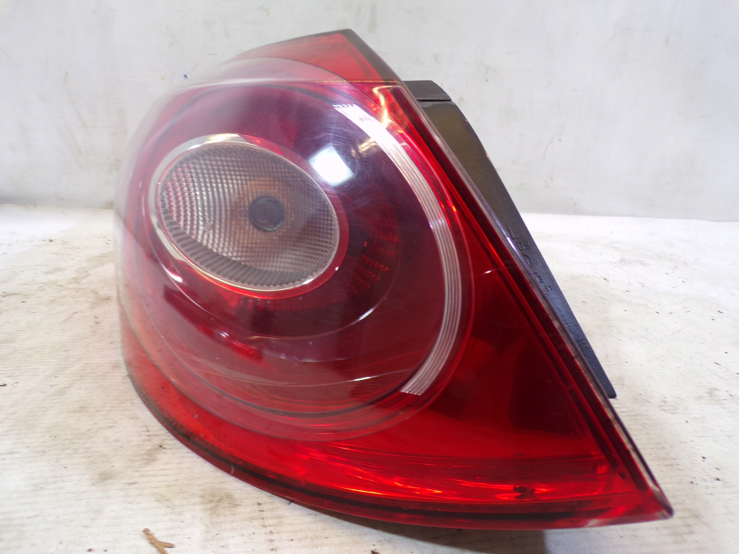 light rear rear part left VOLKSWAGEN PASSAT CC