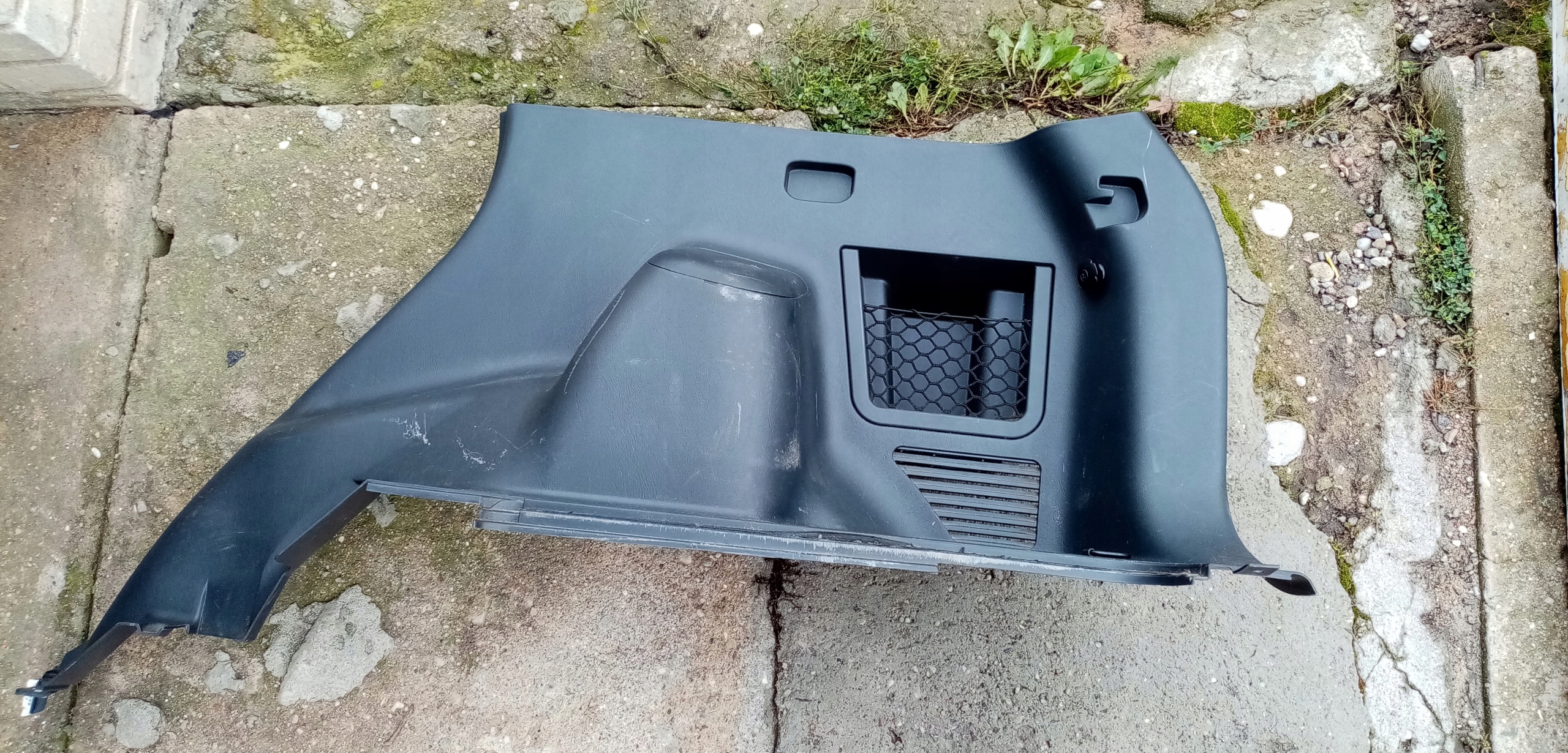 BOCZEK BAGAŻNIKA PRAWY TYŁ HYUNDAI TUCSON I 04-10