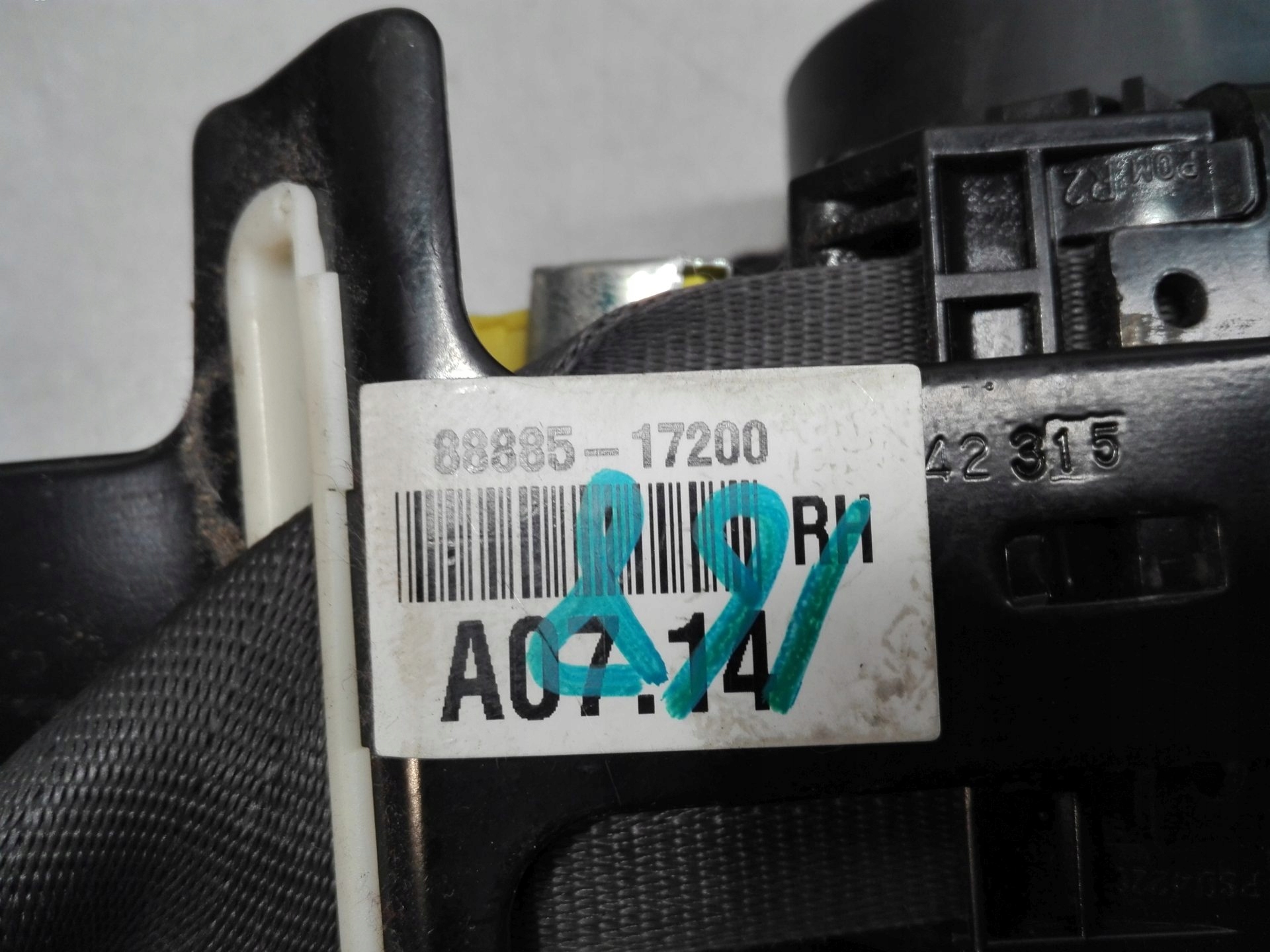 tension belt right front HYUNDAI MATRIX 88885-17200