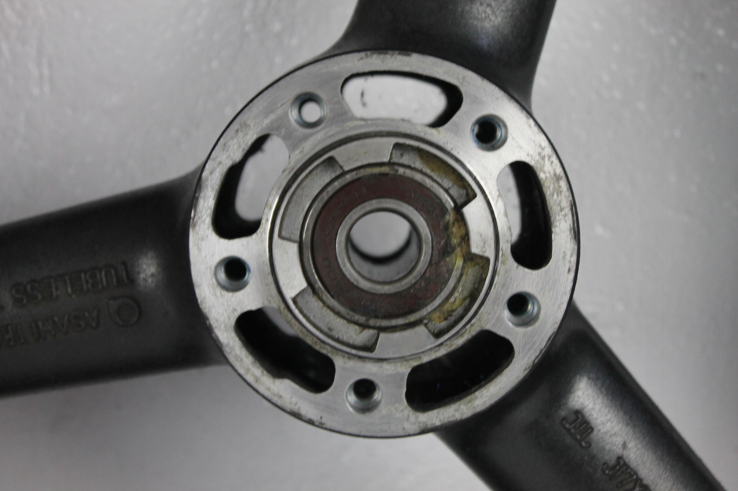 SUZUKI BANDIT 1200 00-05 ПЕРЕДНИЙ ОБОД КОЛЕСА