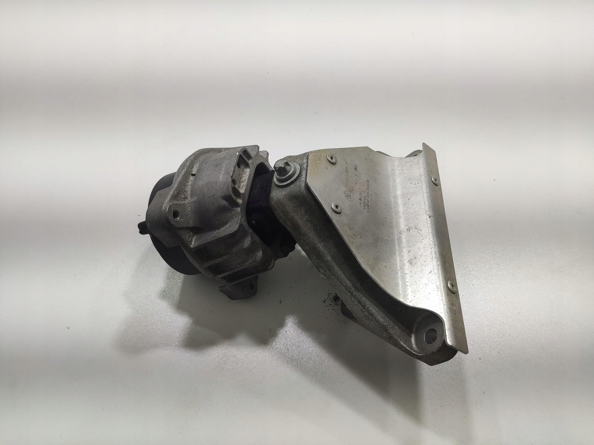 holder engine mount BMW 5 GT F07 3.0D 2009-2013 4069507