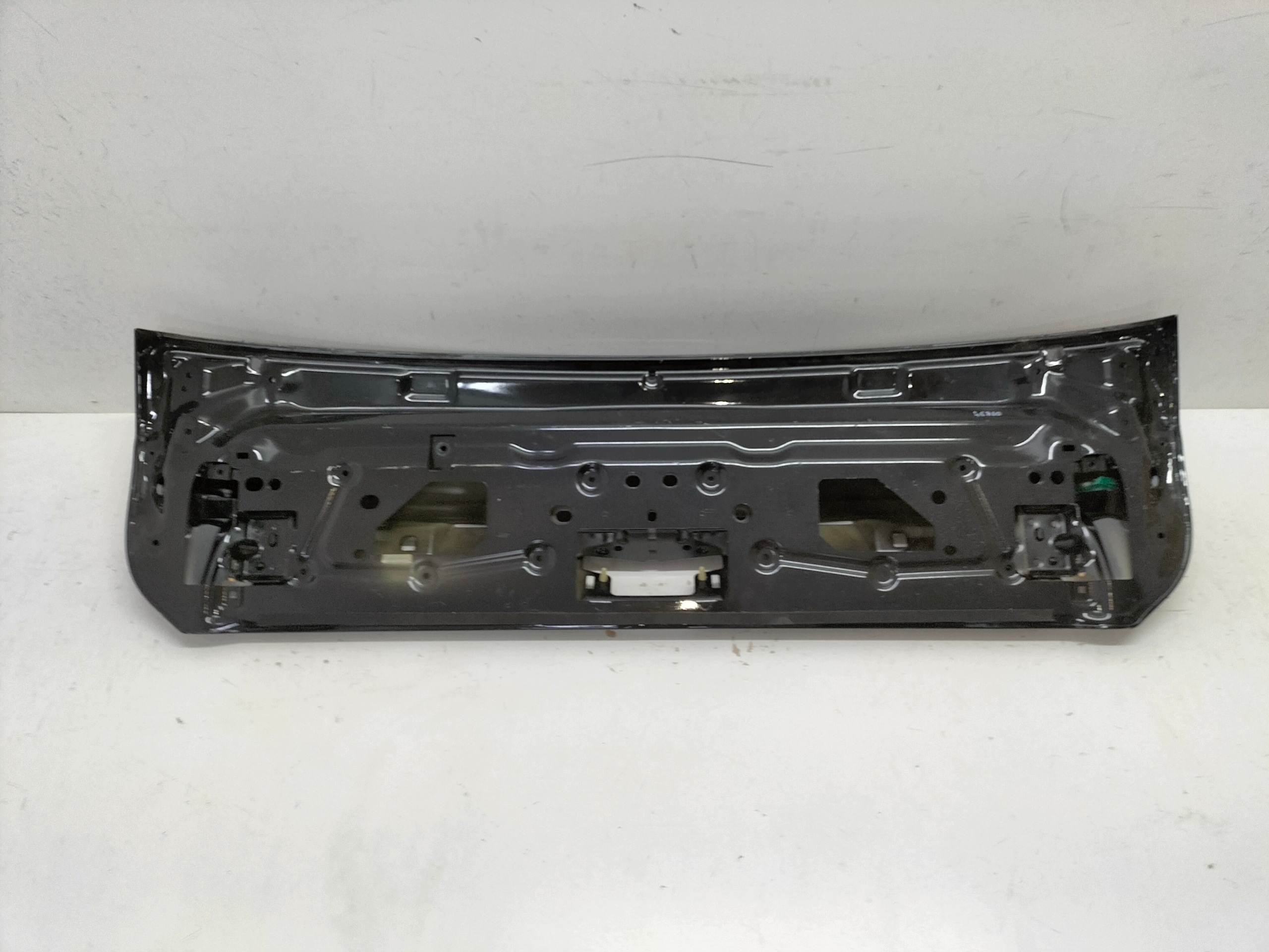 boot doors boot rear part burta lower RANGE ROVER VOGUE 5 V L460 22