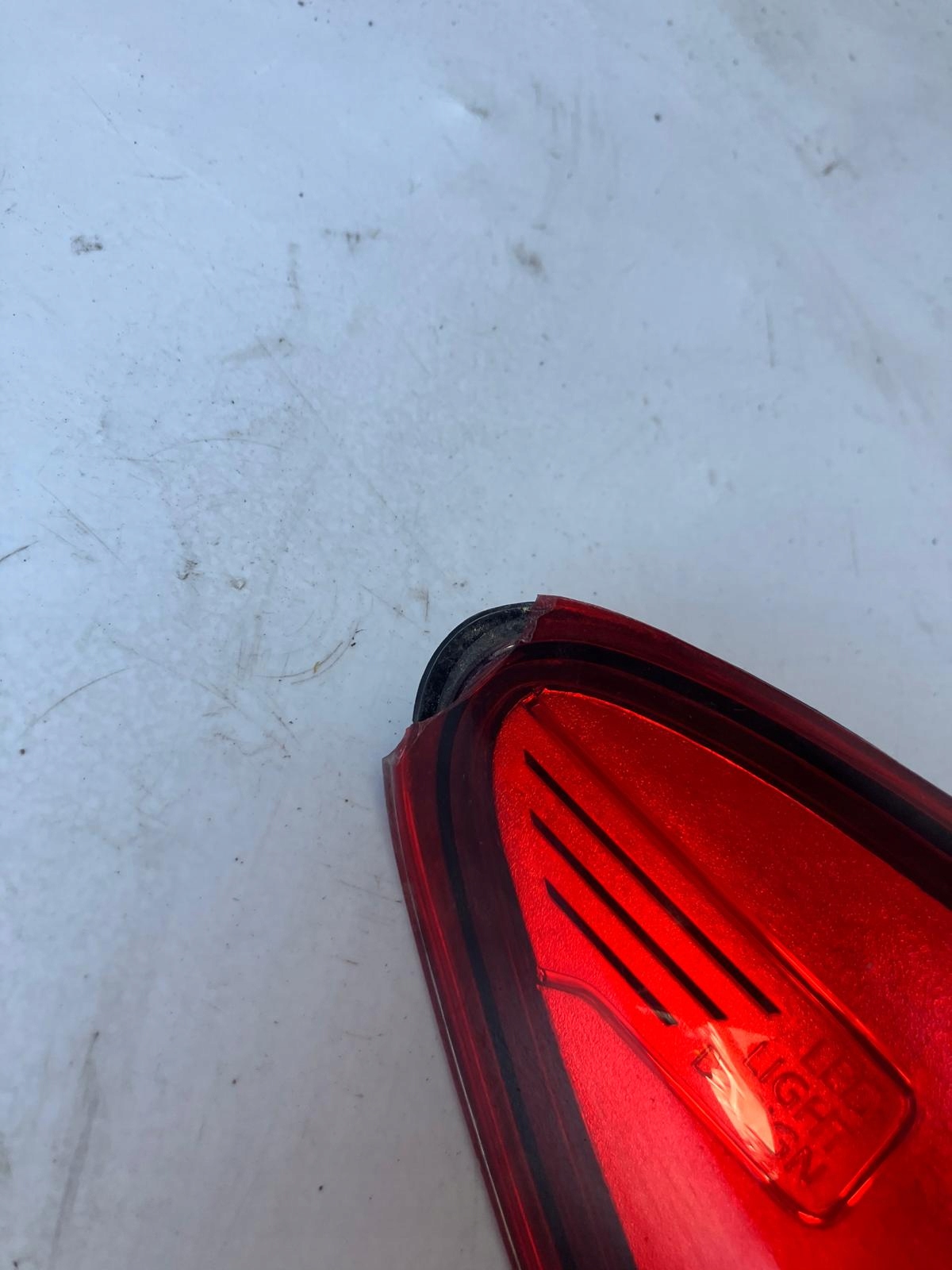 light left rear part RENAULT KADJAR 265552478R