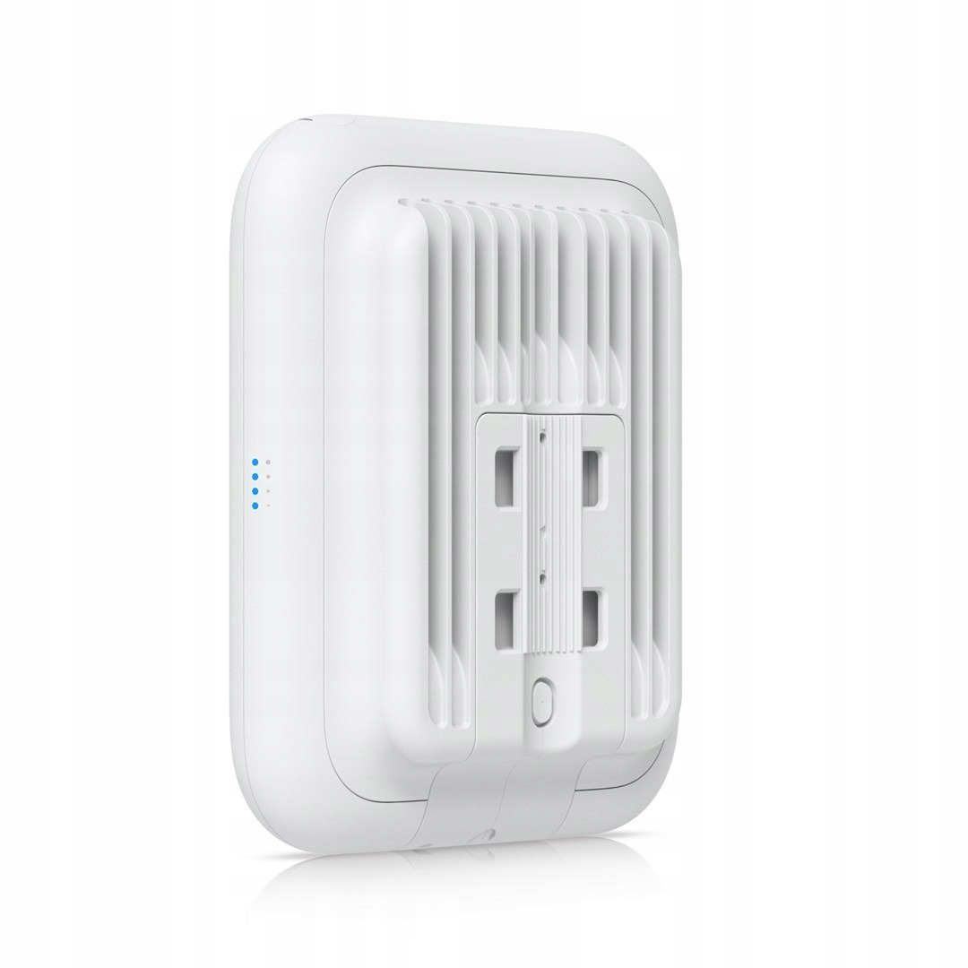 UBIQUITI UniFi U7 Access Point, Outdoor All-weather, Wi-Fi 7 BE5000, 1x 2.5GE — 8