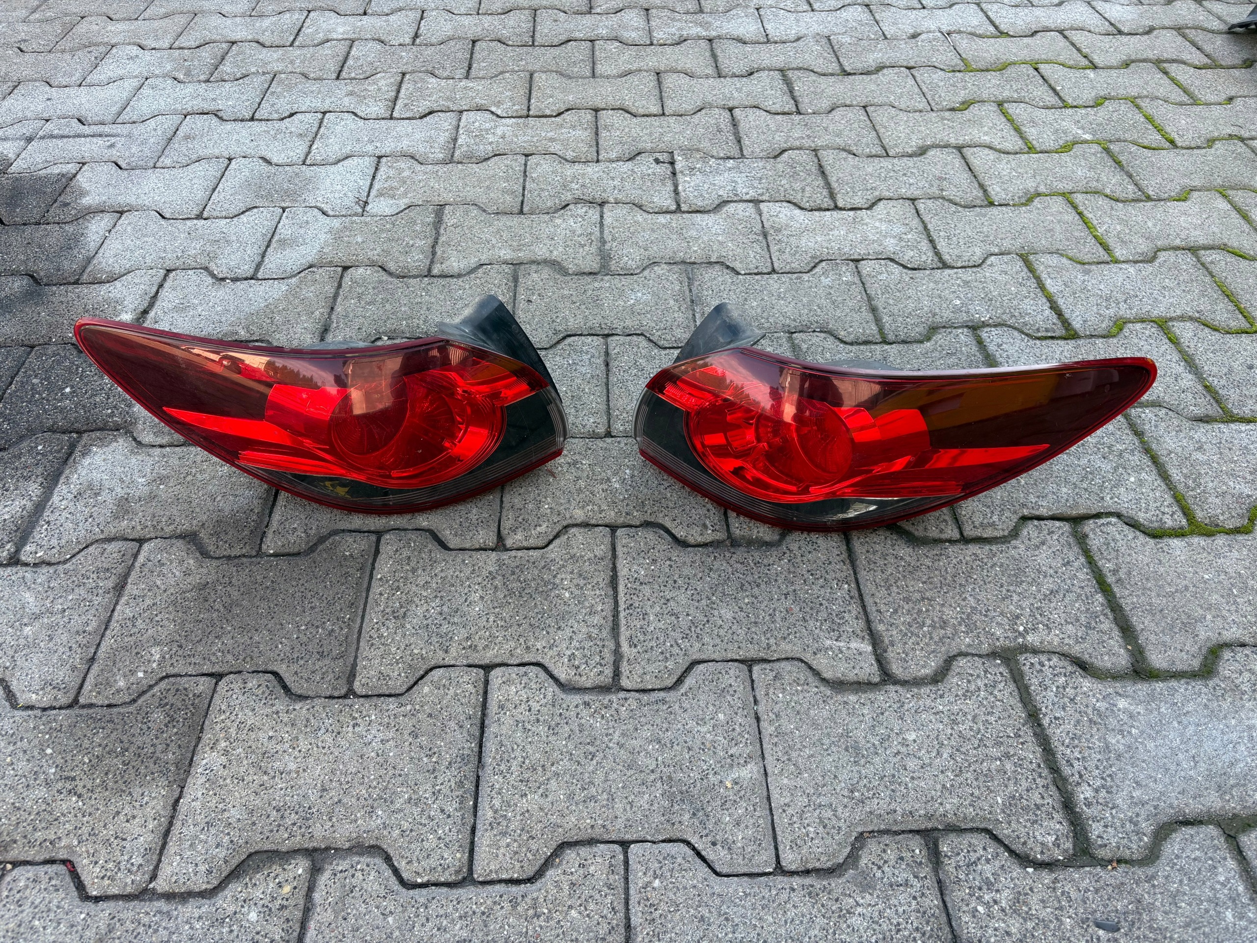 Mazda 6 GJ light right rear part