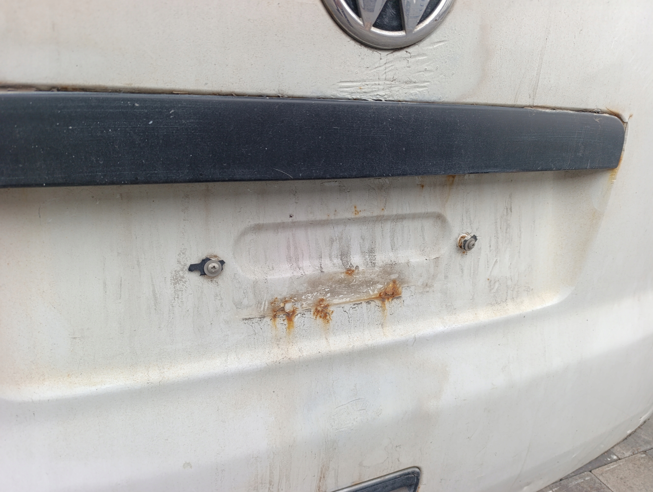 trunk door cover boot rear part VW T5 T5 LIFT biala