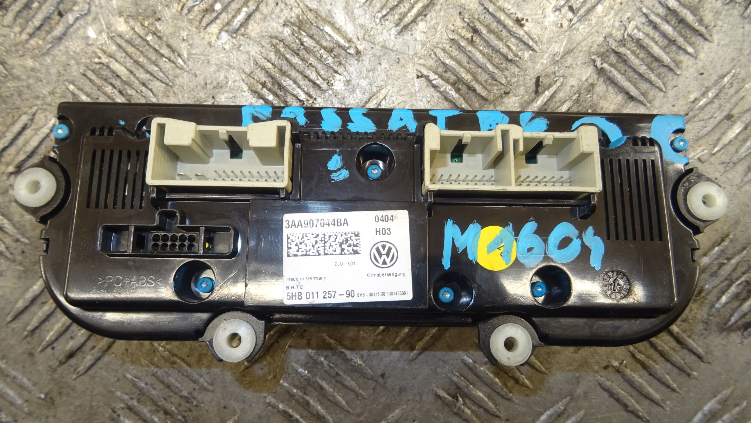 PANEL klimaanlage 3AA907044BA - VW PASSAT B7 CC