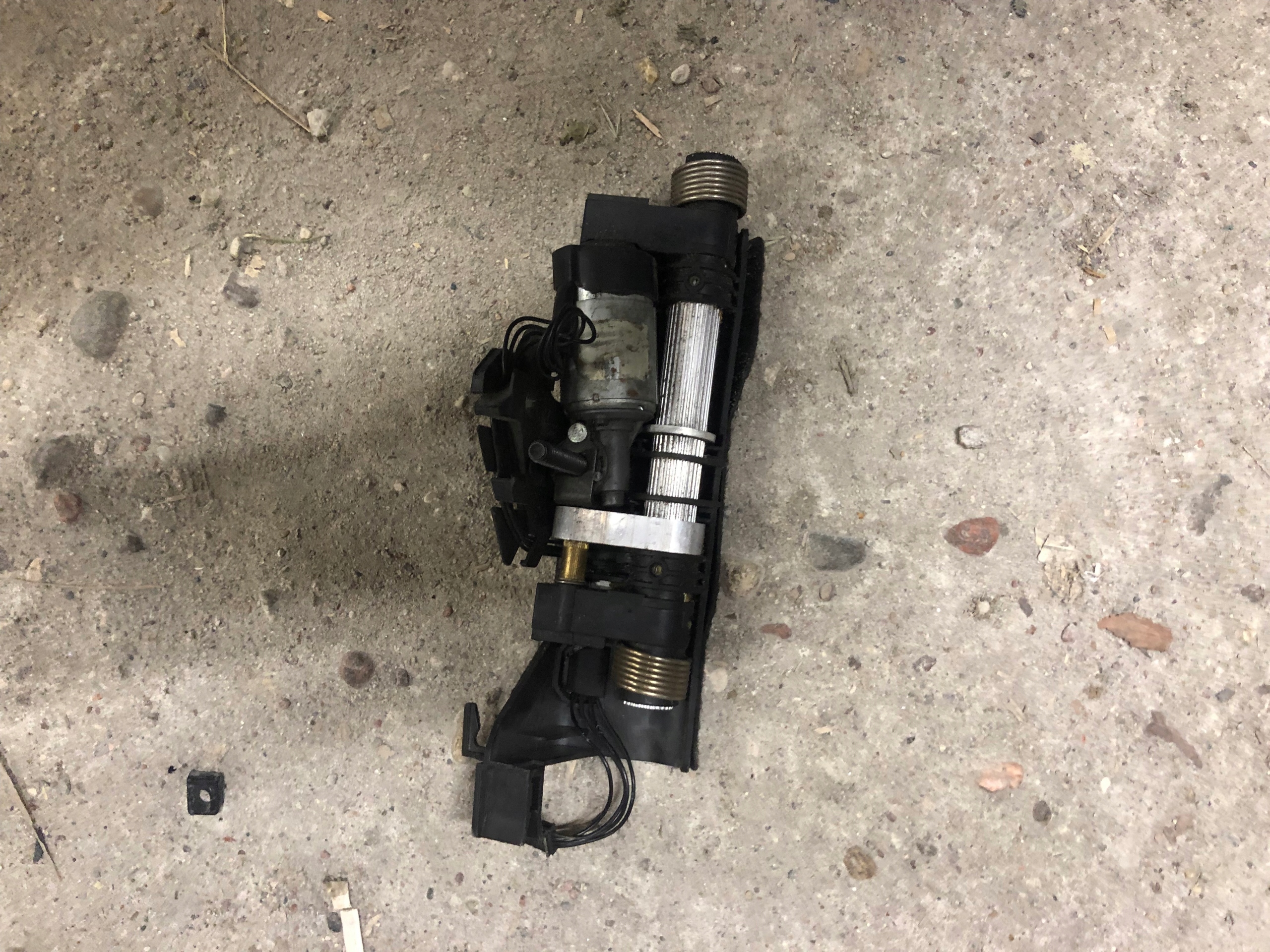 MERCEDES W221 SILNICZEK ZAGŁÓWKA 2219700125 Numer katalogowy części A2219700125