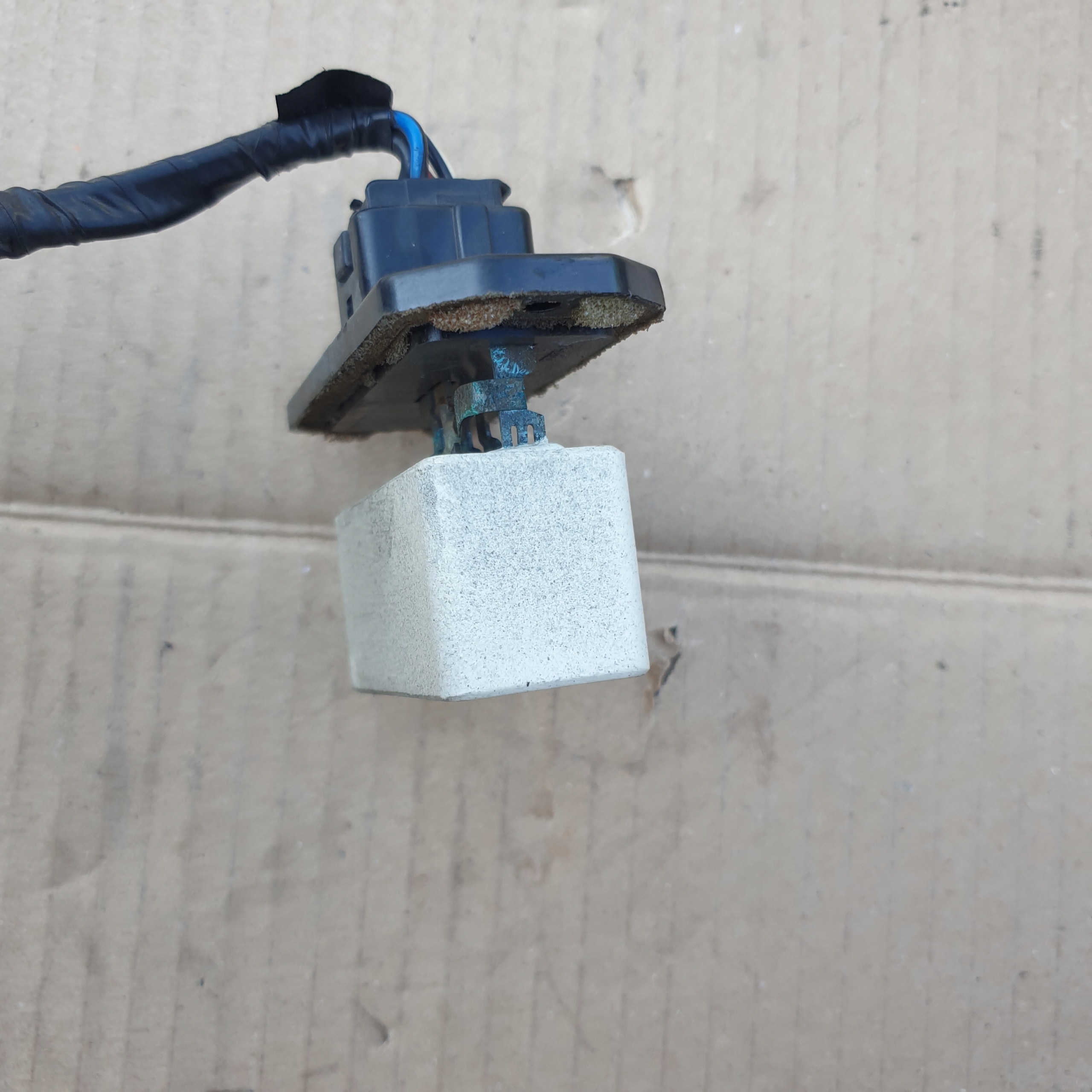 heater resistor HONDA PRELUDE IV 2T217