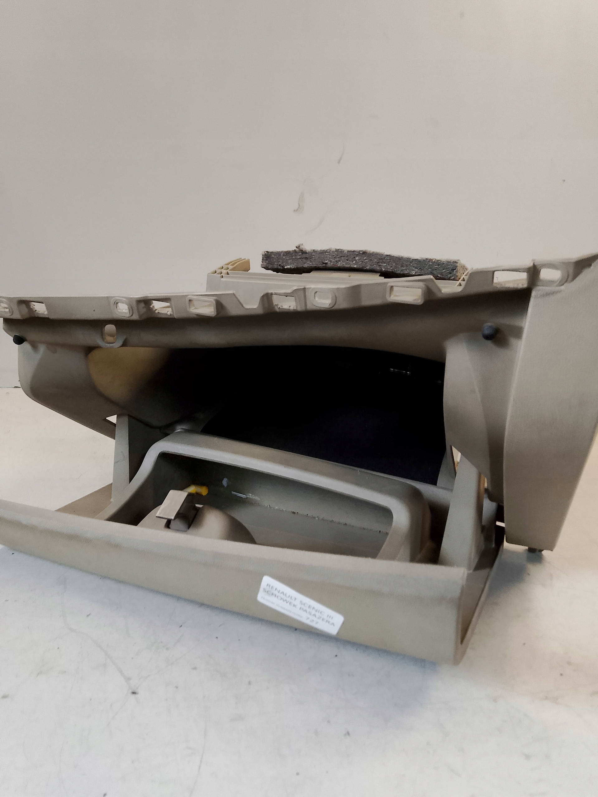 renault SCENIC III бардачок пассажира