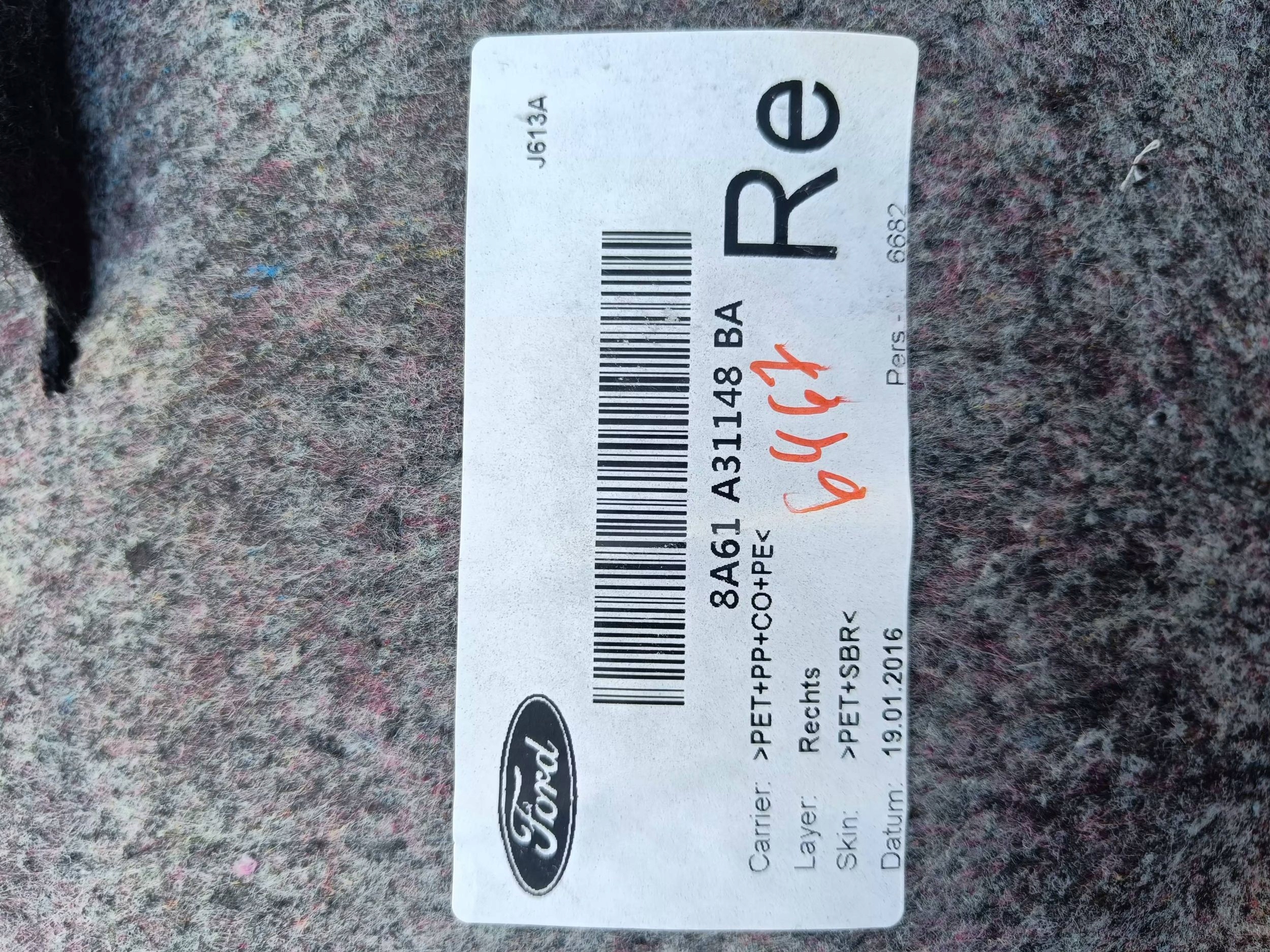 Ford Fiesta MK7 LIFT 2016 rear part side right side / upholstery / boot