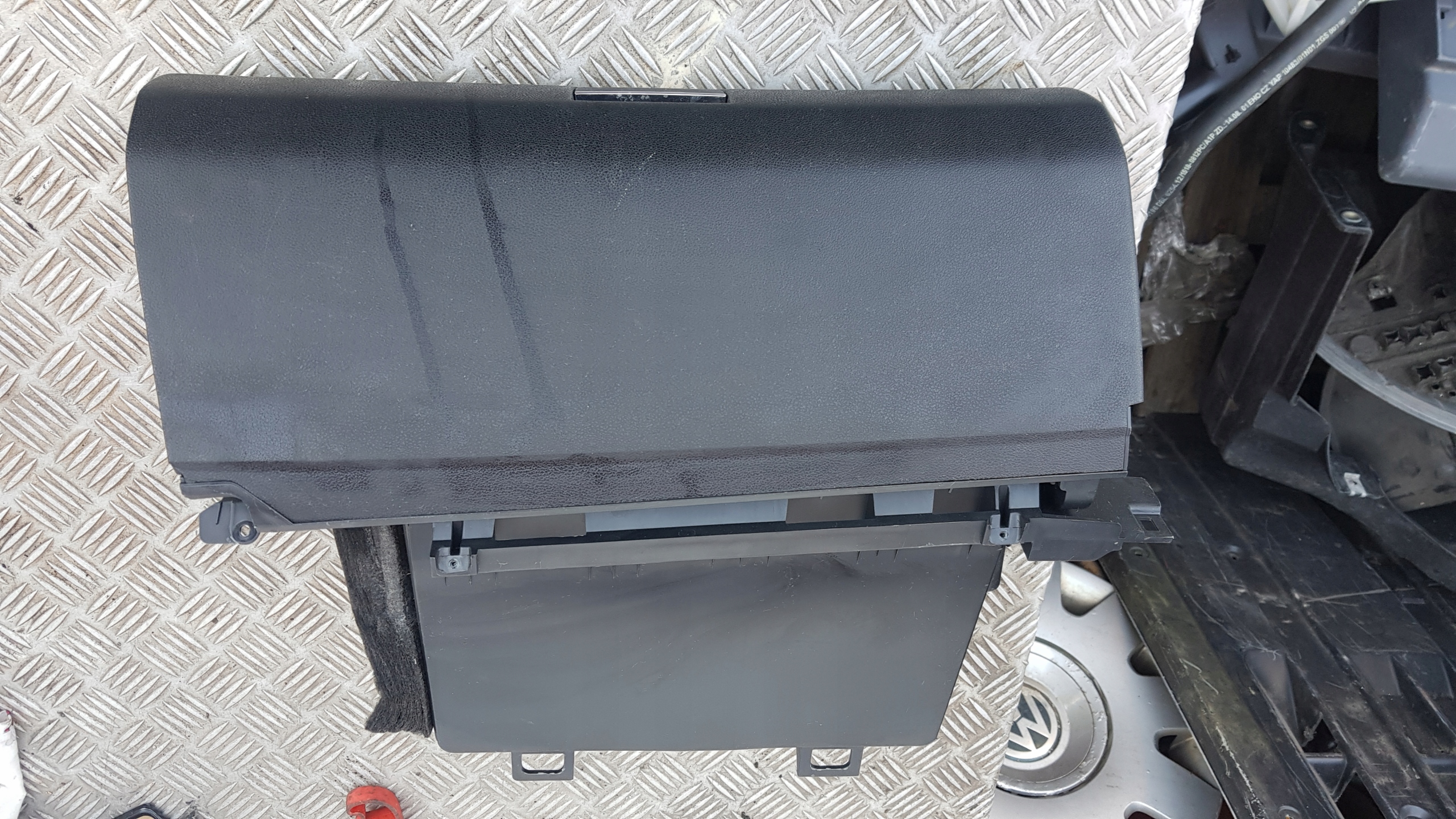 MERCEDES W169 Handschuhfach des Beifahrers