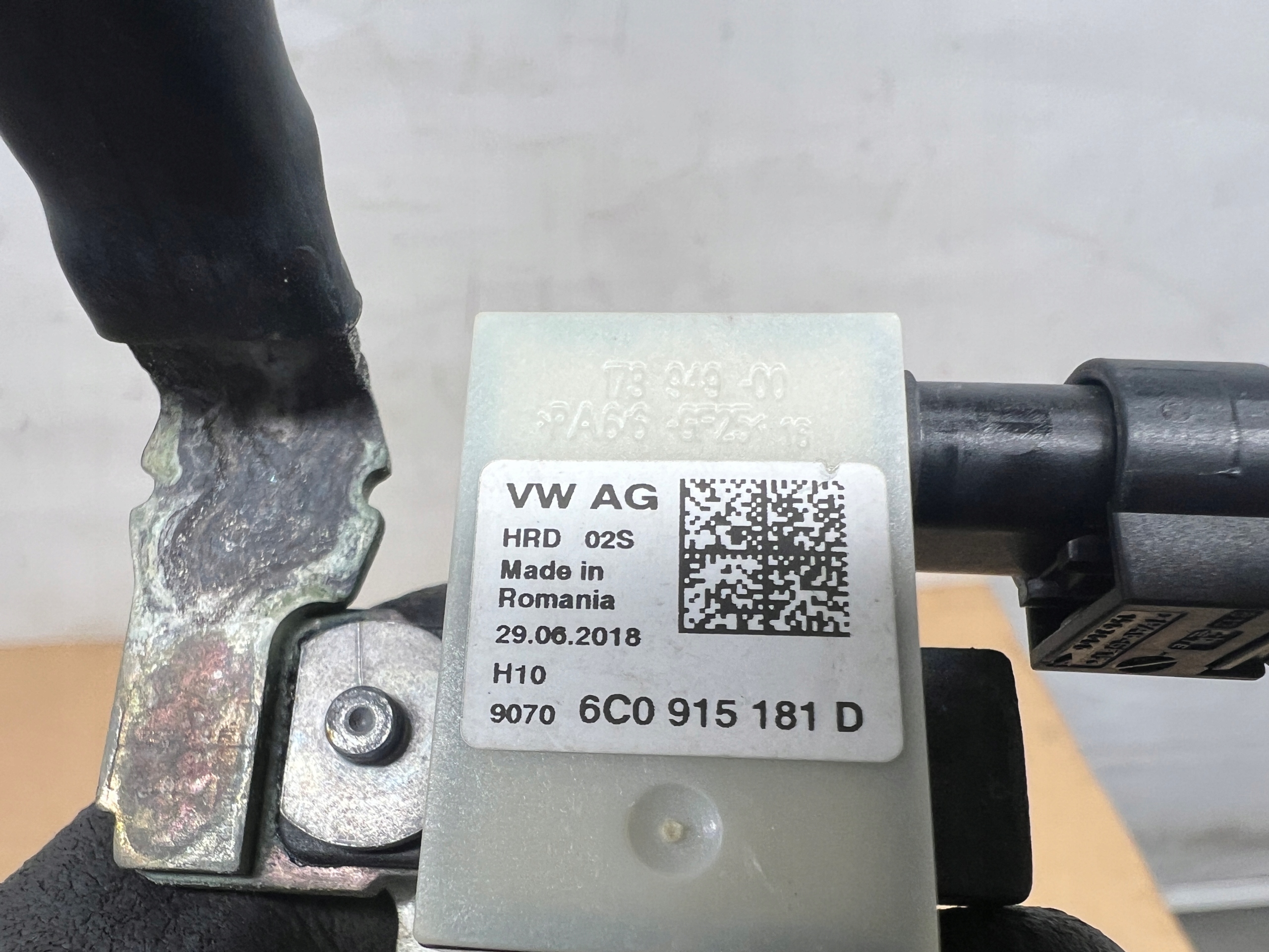 Audi A1 8X 1.0 TSI Batteriemanagement Sensor 6C0915181D