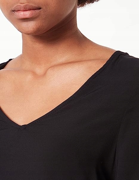 ELEGANCKA BLUZKA Z DEKOLTEM W SZPIC ROZMIAR S CZARNA DAMSKA BESTSELLER A/S Marka Roxy
