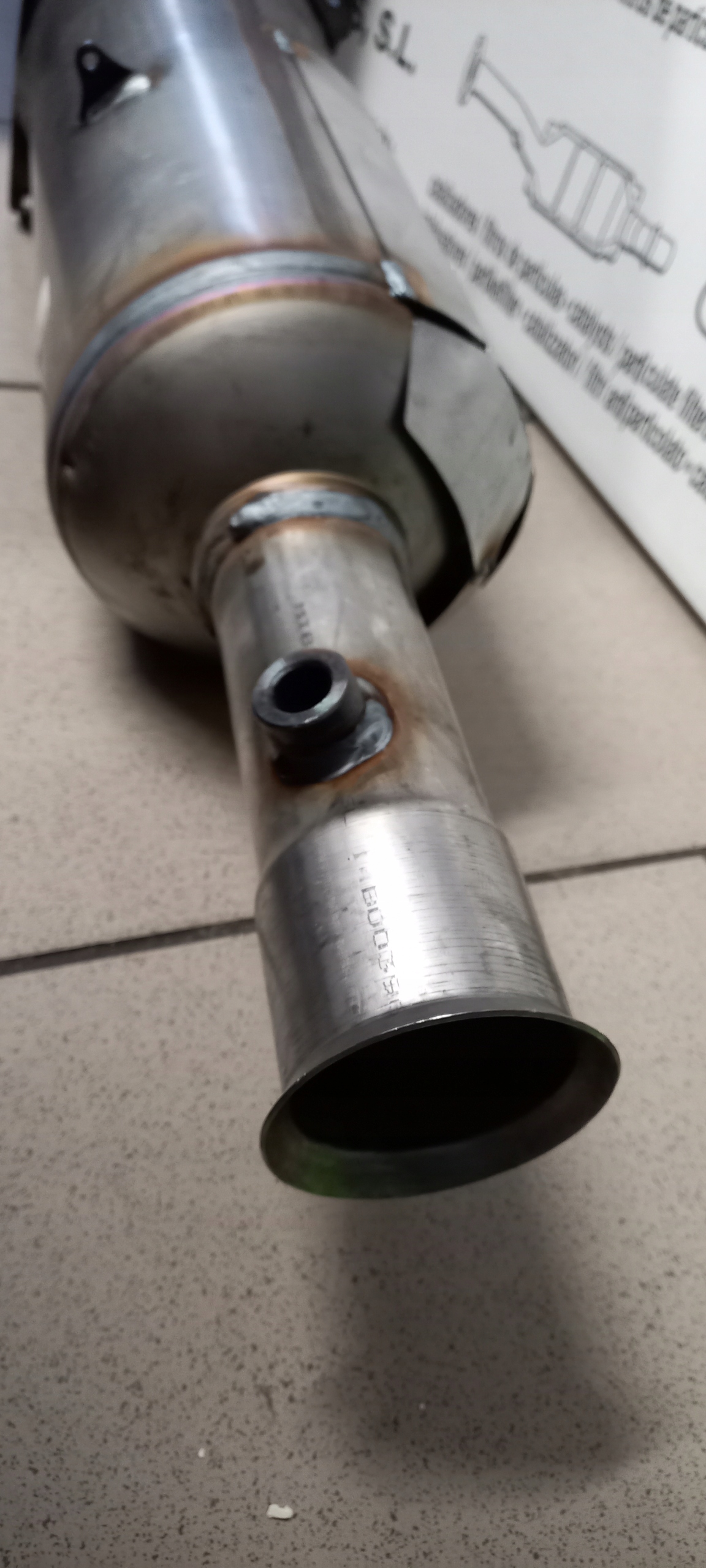 FILTR CZĄSTEK STAŁYCH DPF PEUGEOT 607 2.2 2.7 06- Numer katalogowy części FD1033