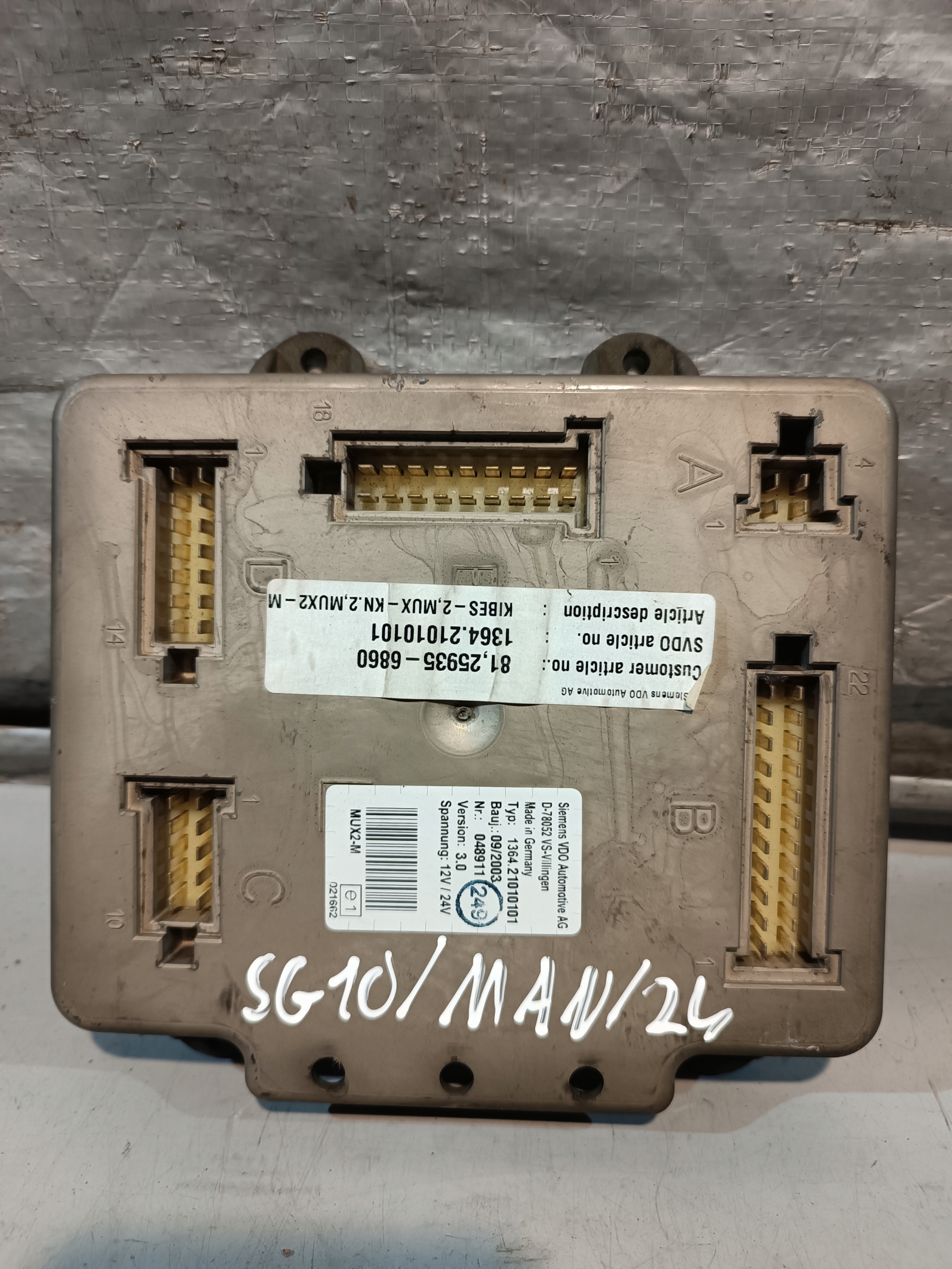 MAN AUTOBUS control unit MUX2-M 1364.21010101 048911 VERSION 3.0