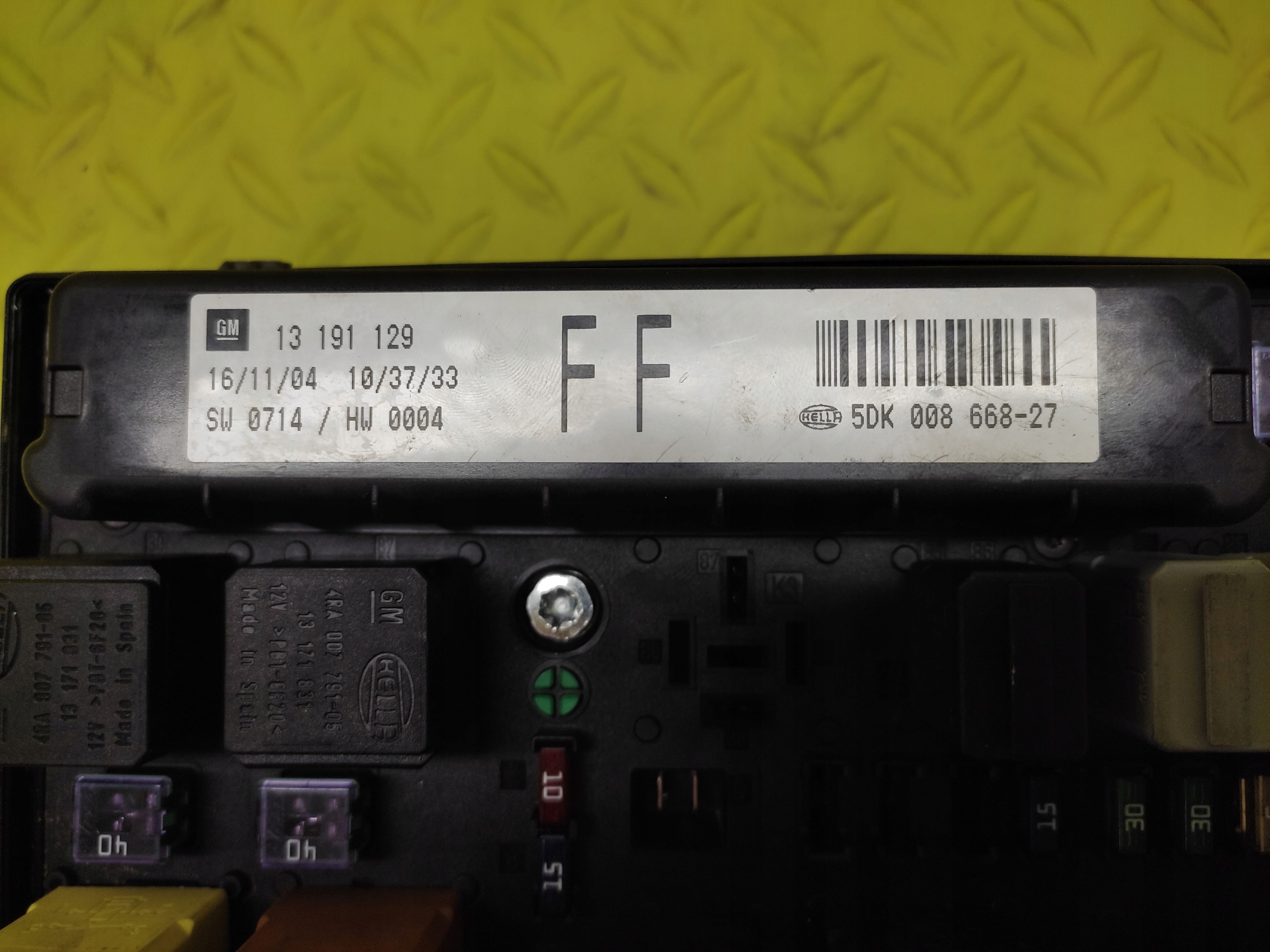 OPEL ASTRA H 1.7 CDT module compartment BSI 13191129