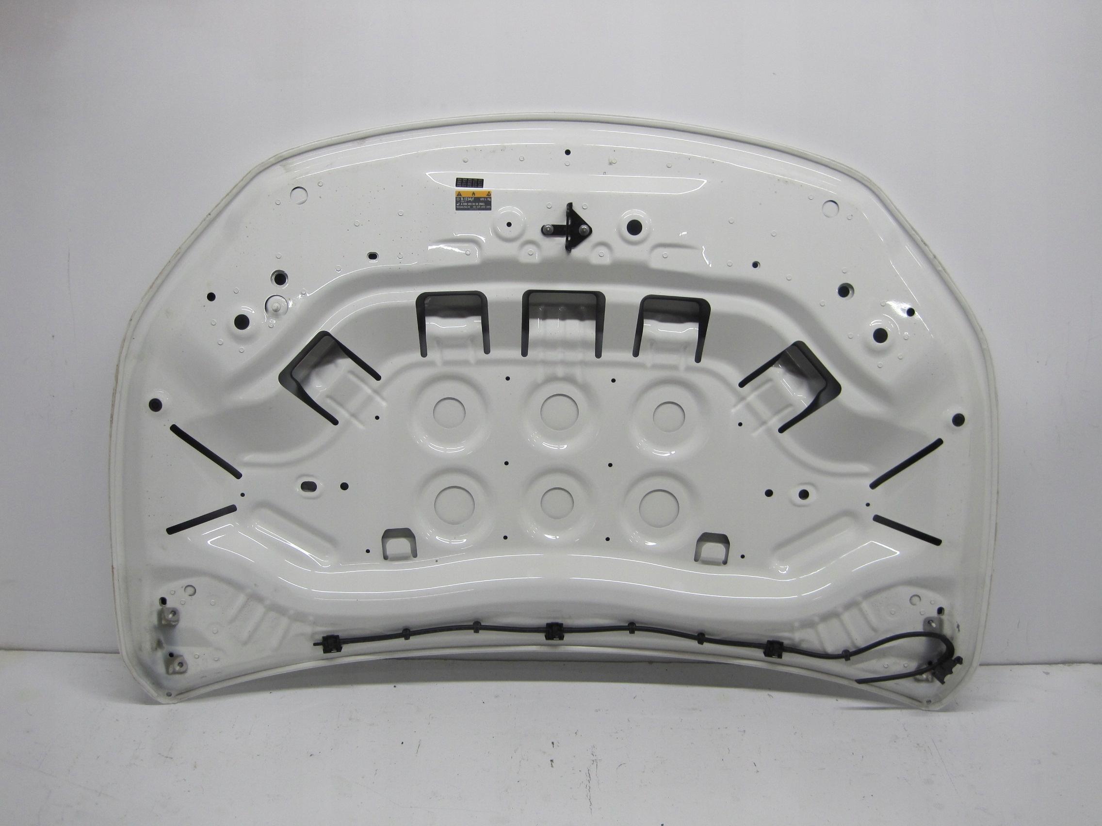cofano MERCEDES EQA A243 22R