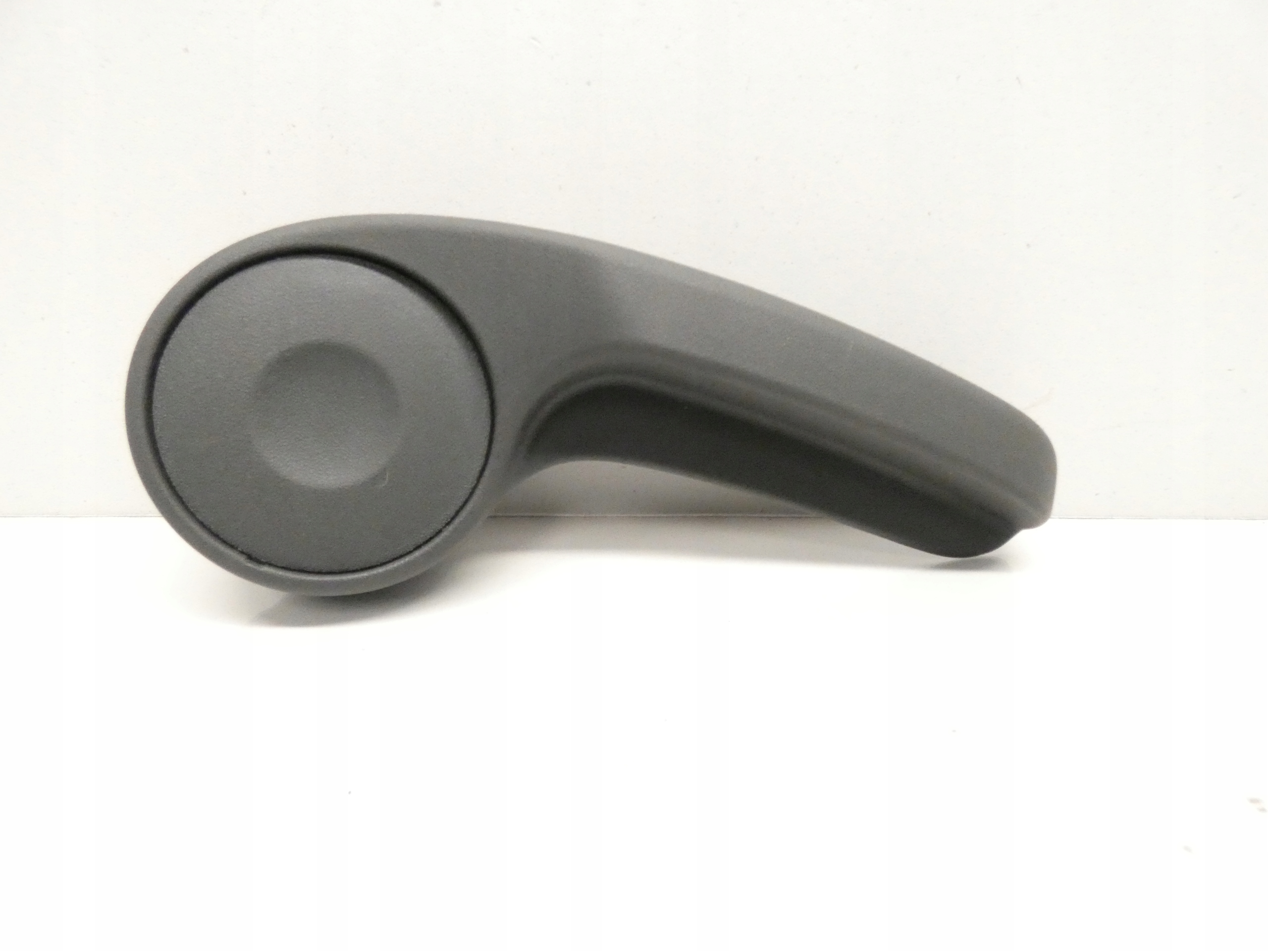 handle REGULACJA seat right OPEL AGILA II B SPLASH 08-14 85213-63J2