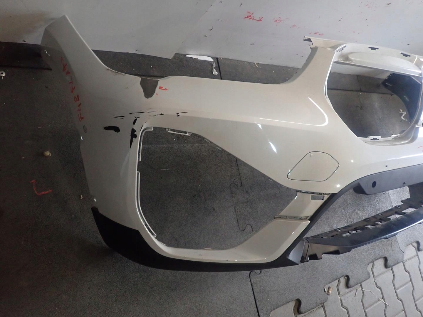 bumper front front BMW X1 F48 LIFT 2019