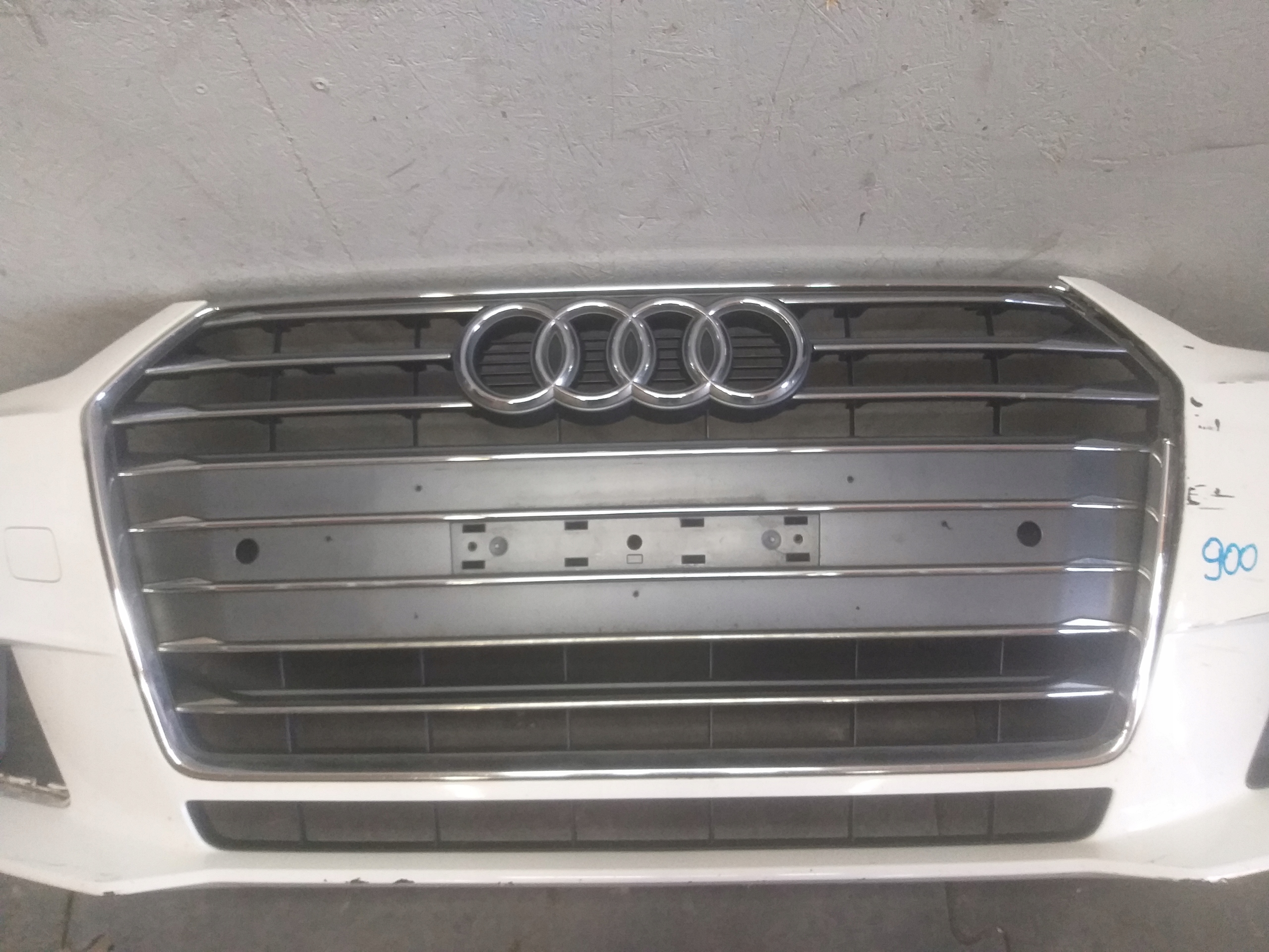 STOSSSTANGE VORNE AUDI A4 B9 16-19 8W0