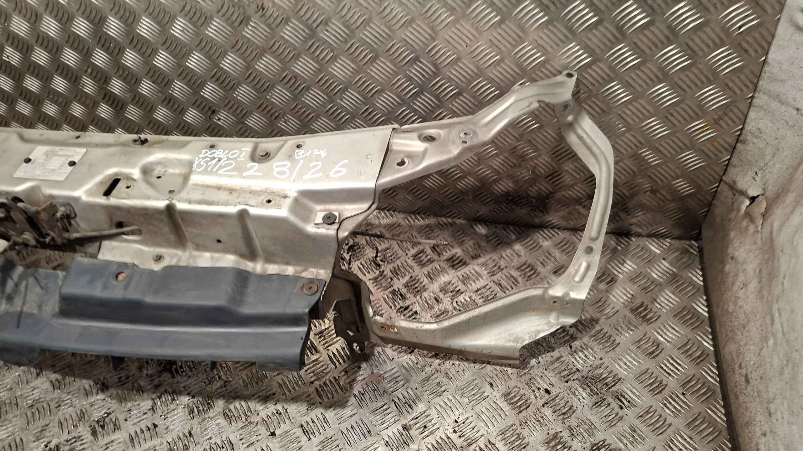 support panel for radiators pillar FIAT DOBLO and