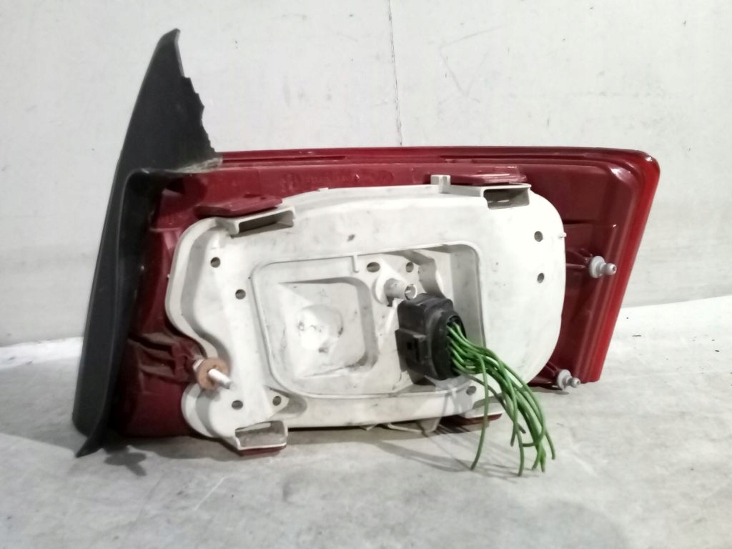 Audi A6 C6 kombi light left rear part rear
