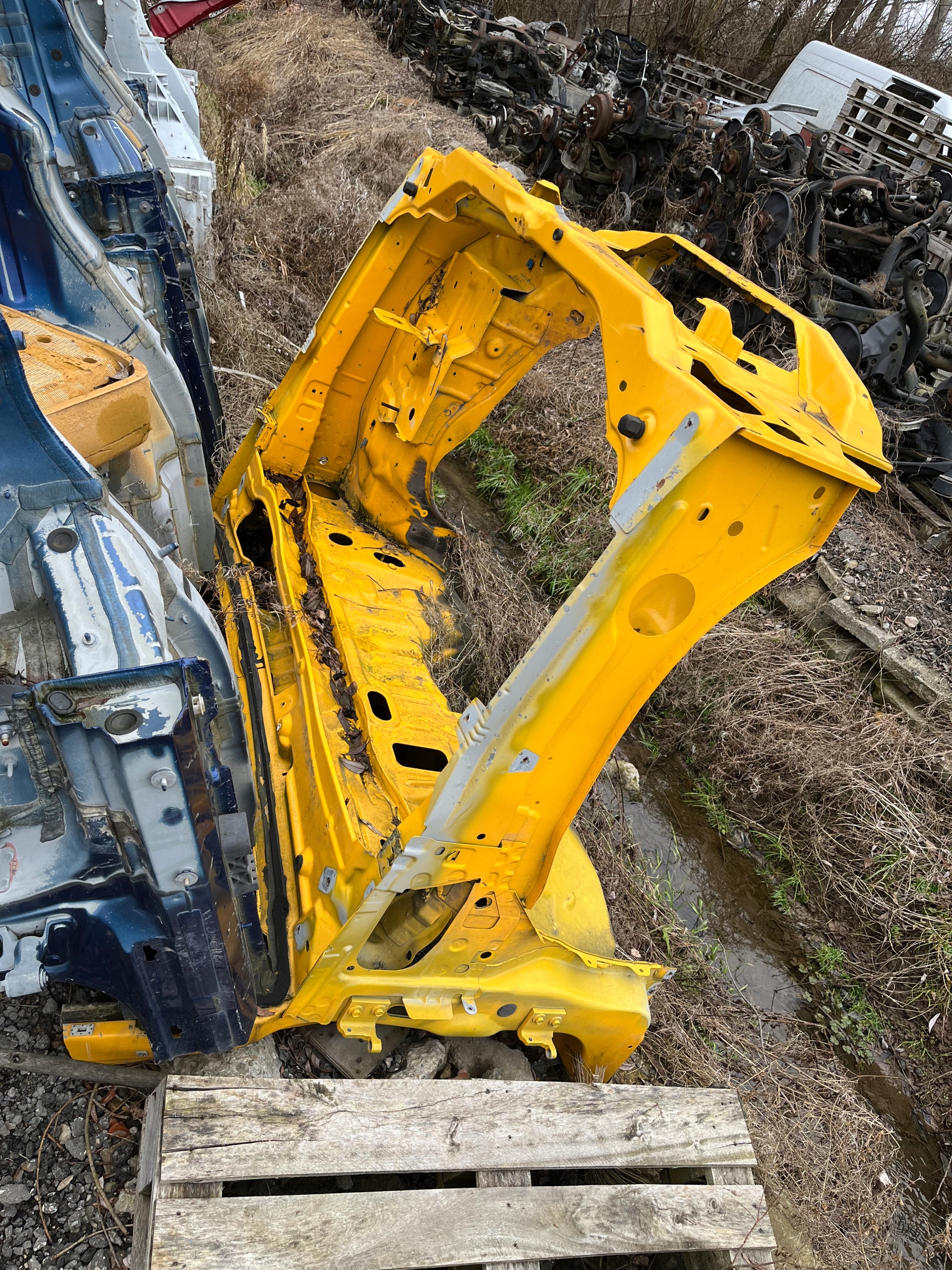 HUMMER H3 WZMOCNIENIE PRZÓD ĆWIARTKA FARTUCH