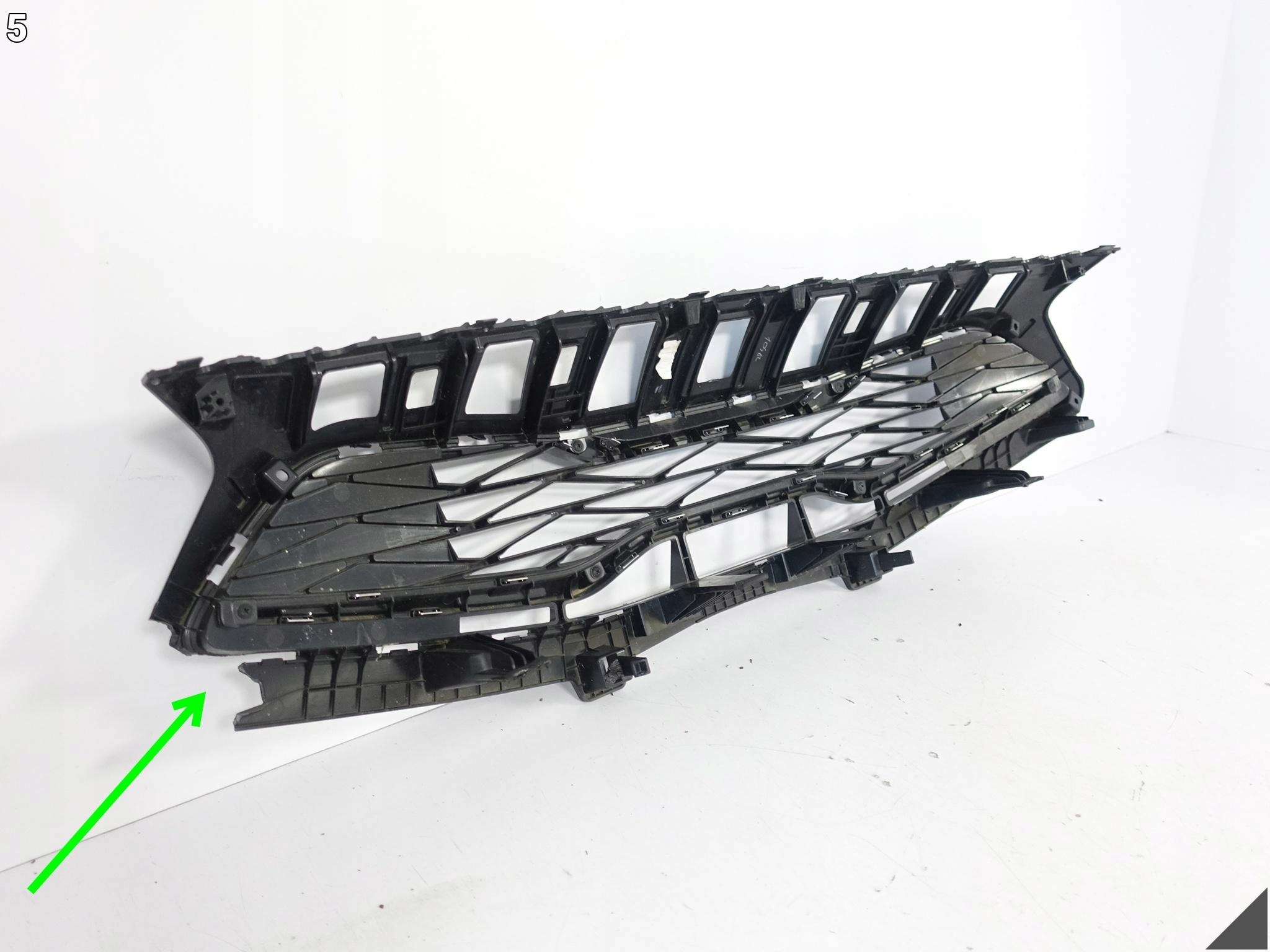 KIA CEED 3 III CD LIFT 21- front PREKLADgrill W bumper front 86351-J7DB0