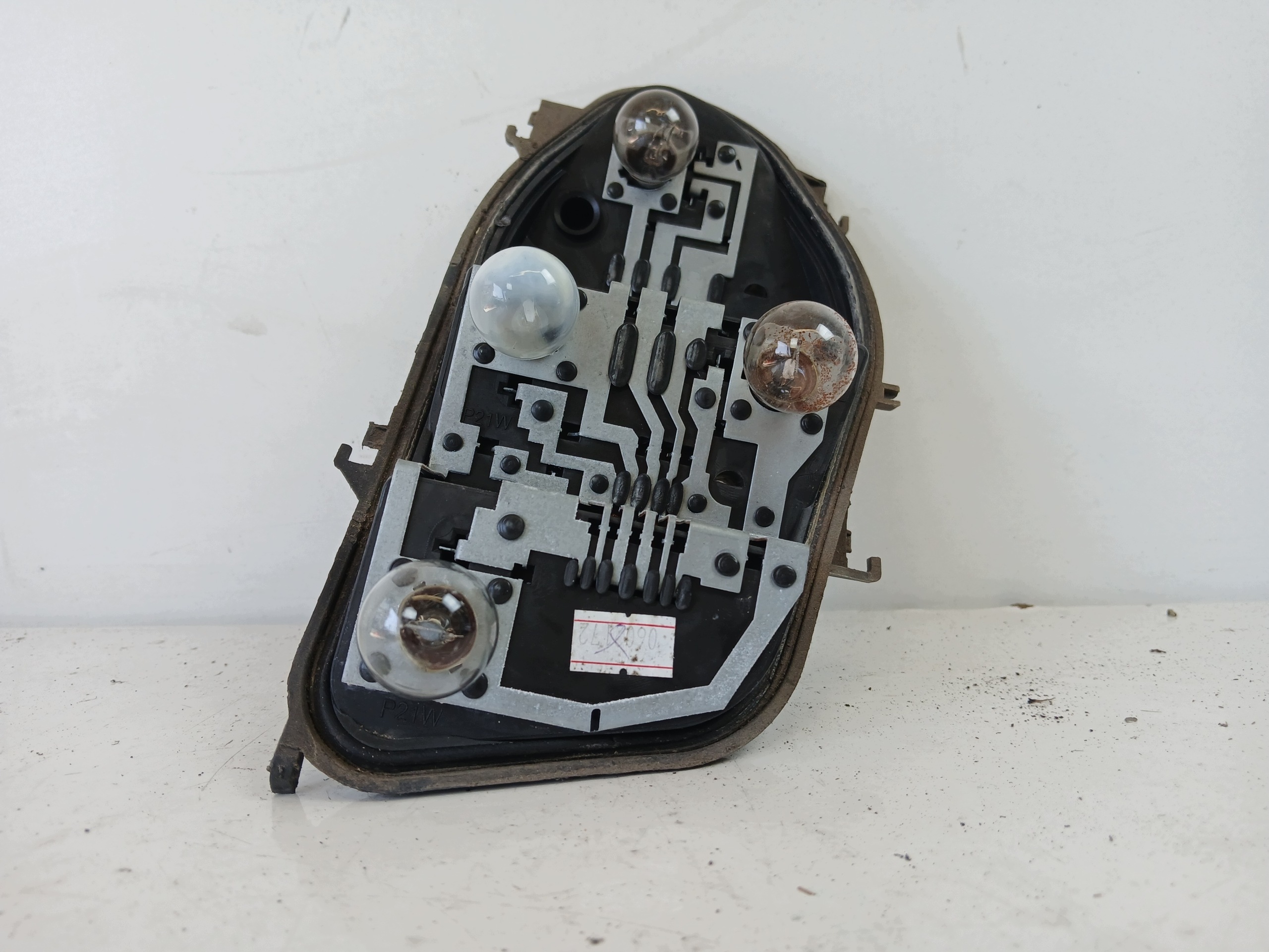 RENAULT CLIO III light housing right rear part