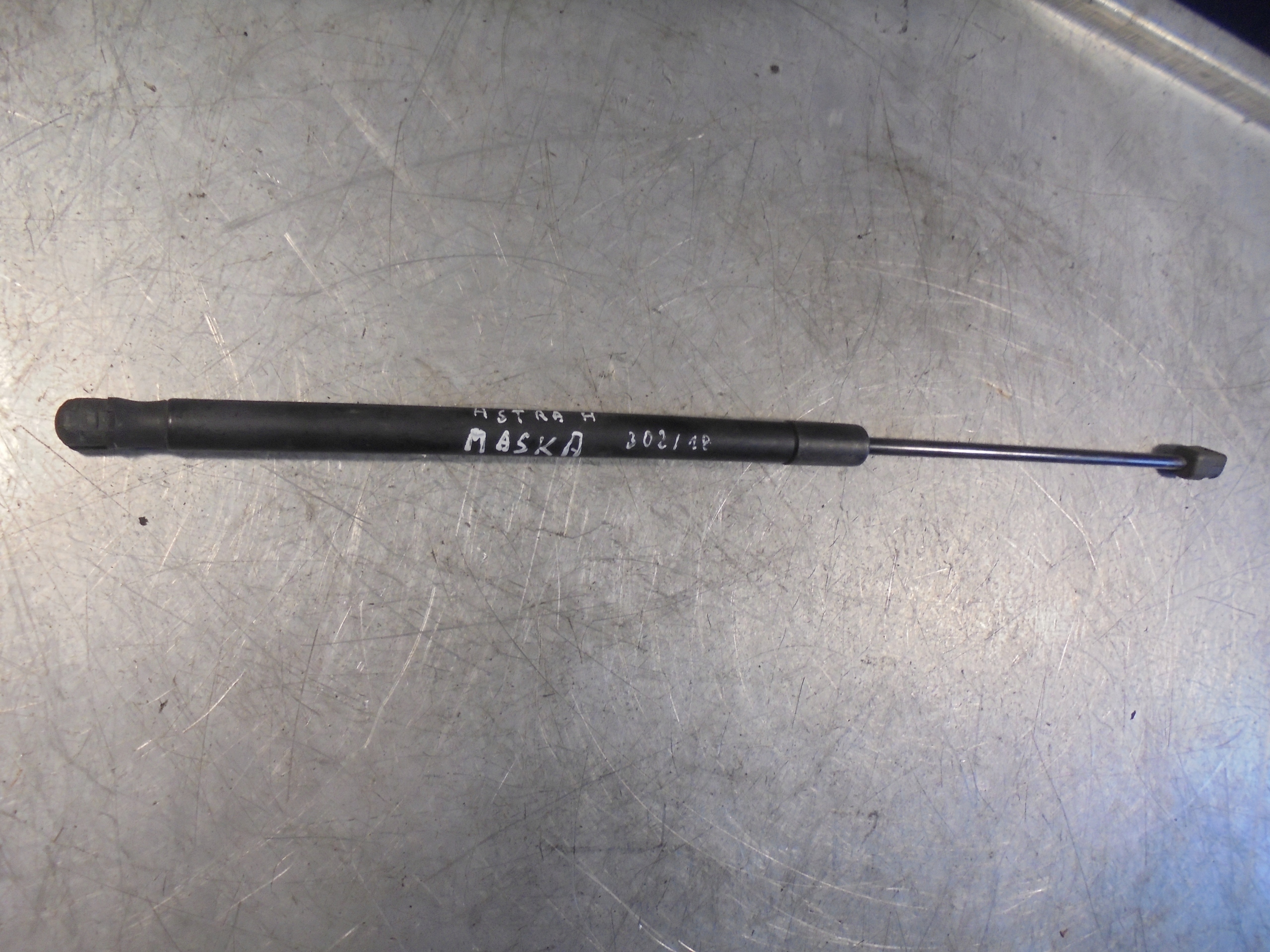 Silowniki bonnets Opel Astra H 24465295