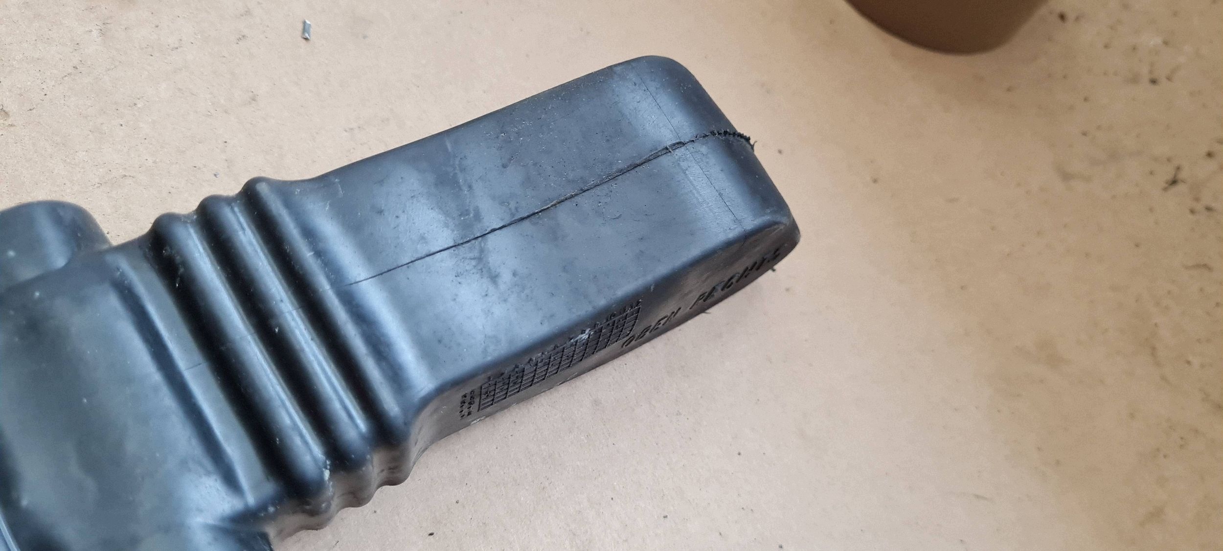 Q5 8R limiter door left right front 8R0837249C