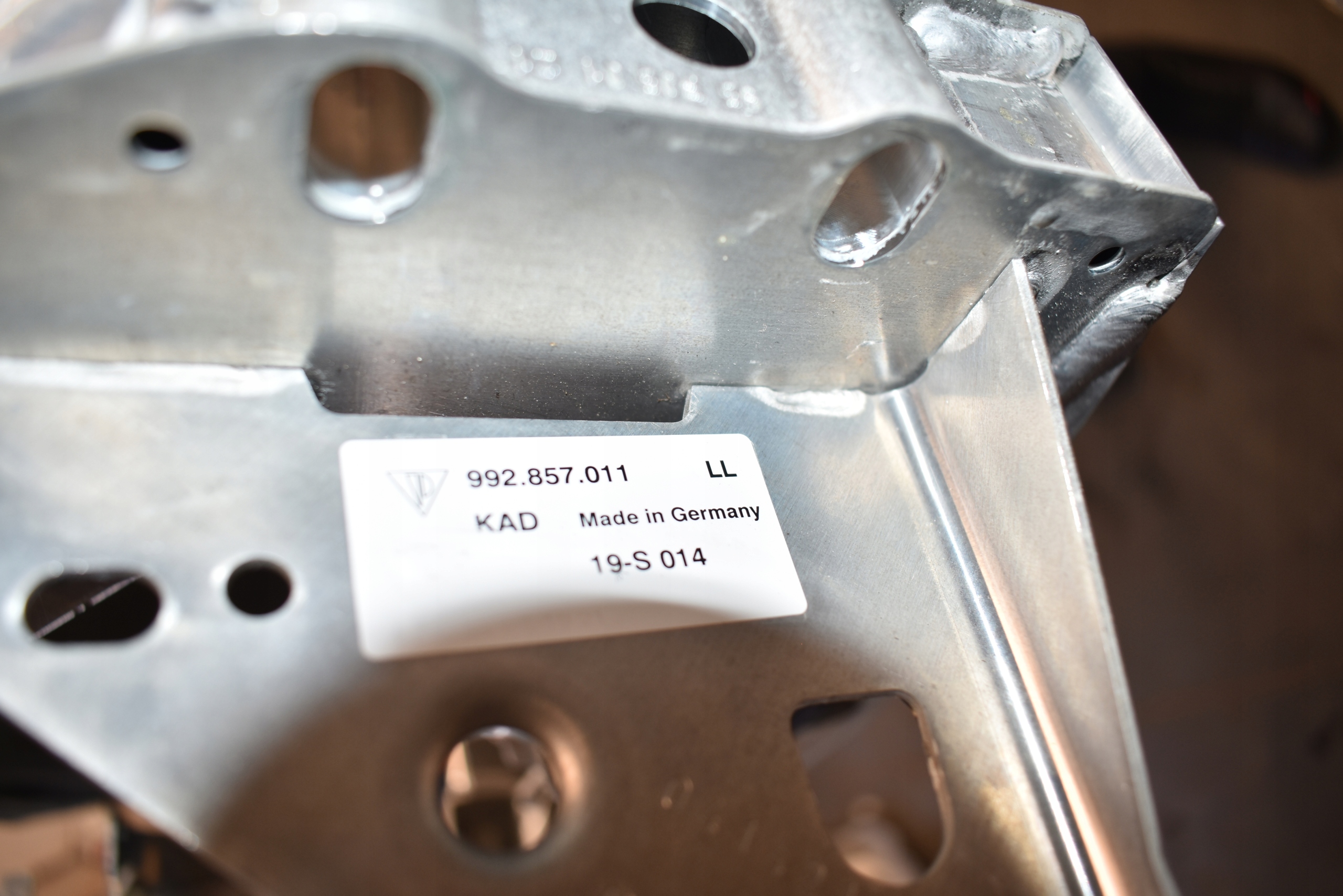 IDEALNY support sider part consoles PORSCHE 992 1