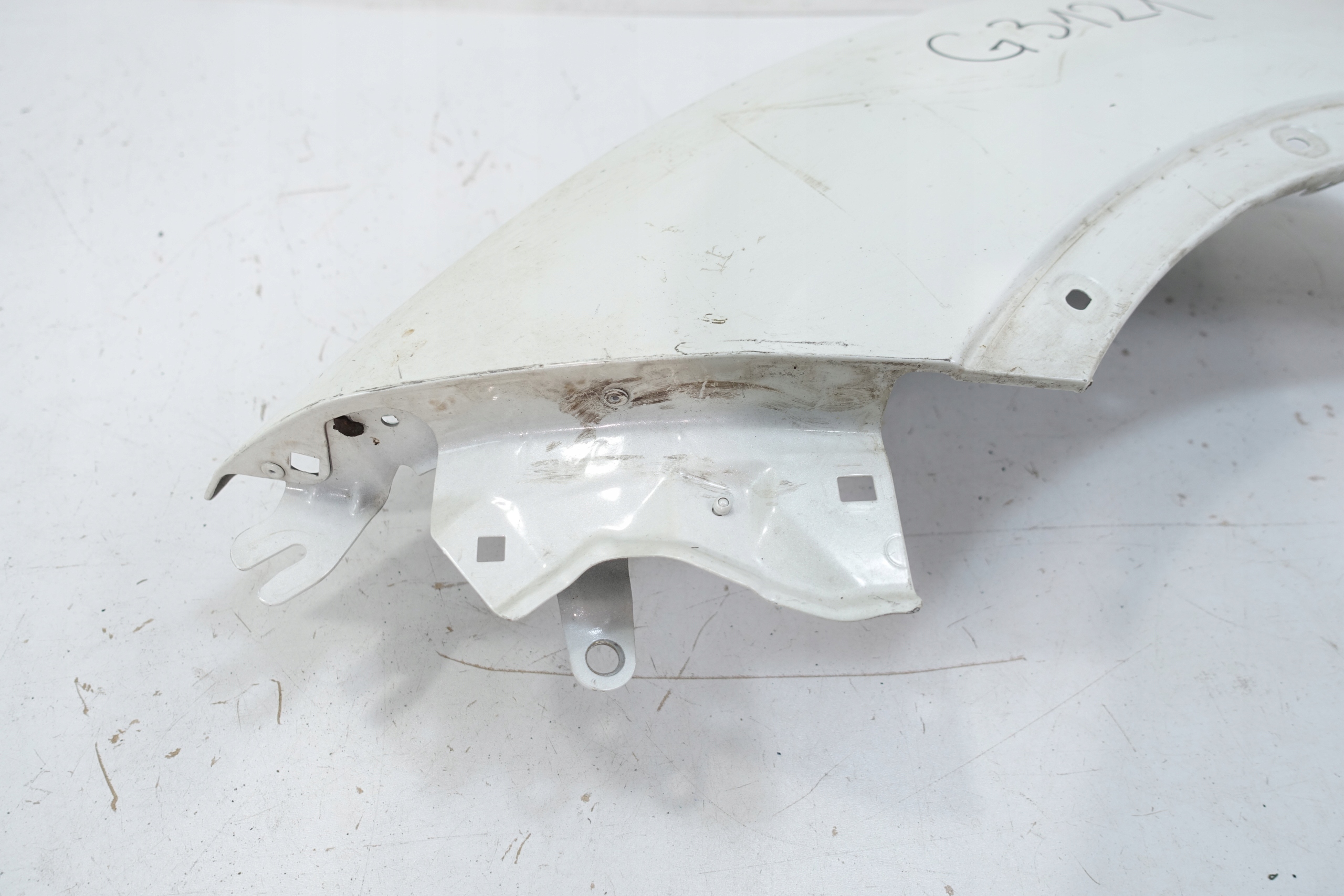 NISSAN JUKE and F15 LIFT 2014- fender front left front
