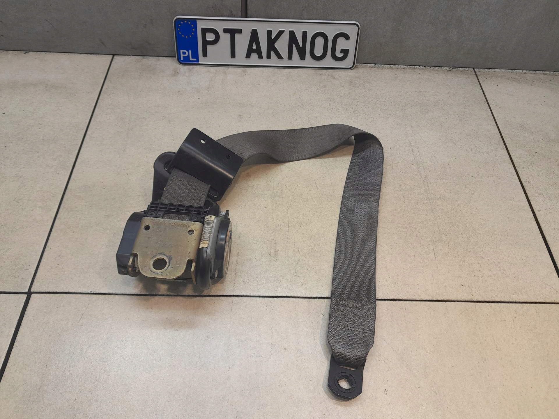 tension belt safety right front CHRYSLER PT CRUISER