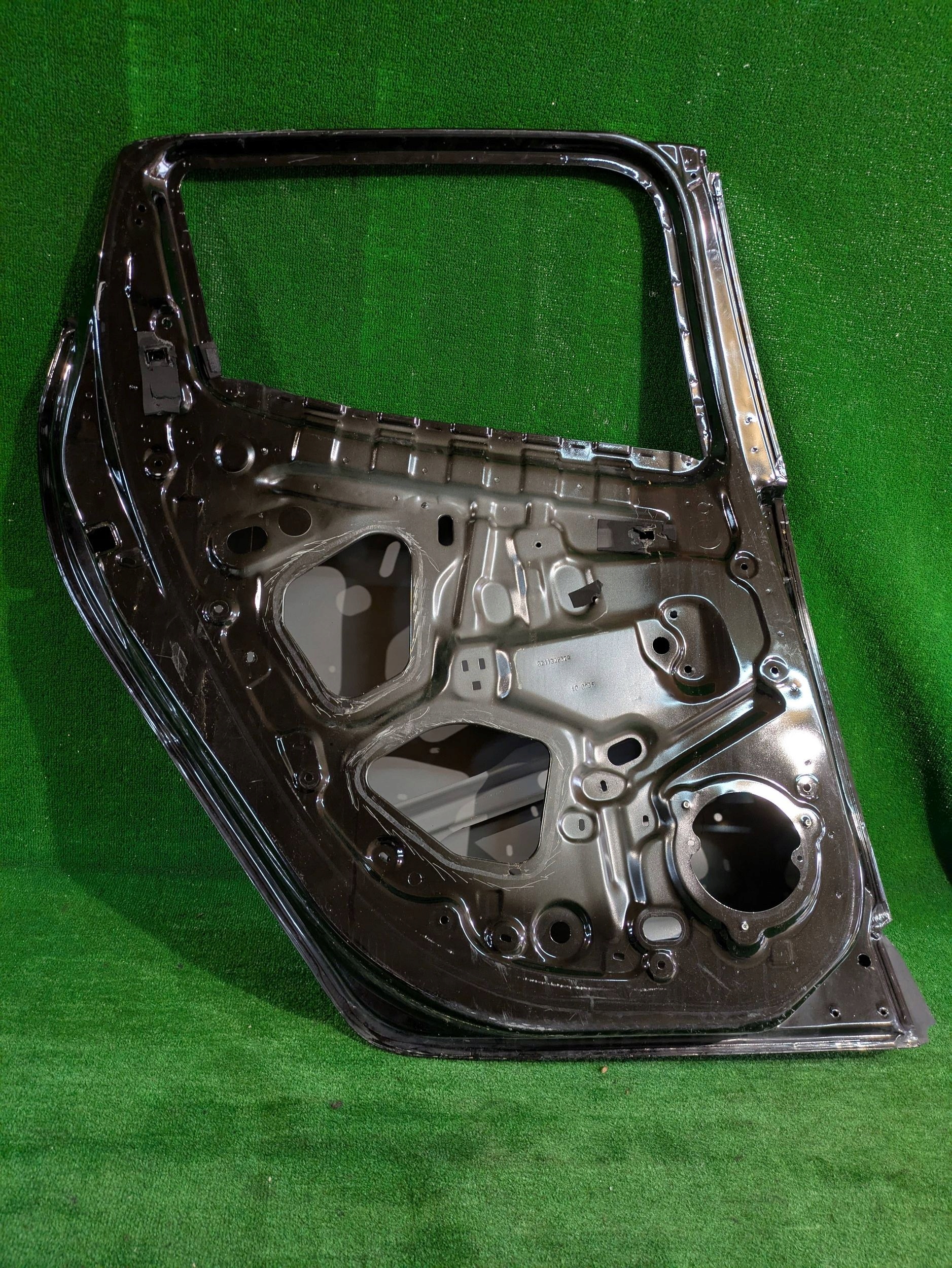 door rear. left left rear part RENAULT CLIO IV HB NR.2956