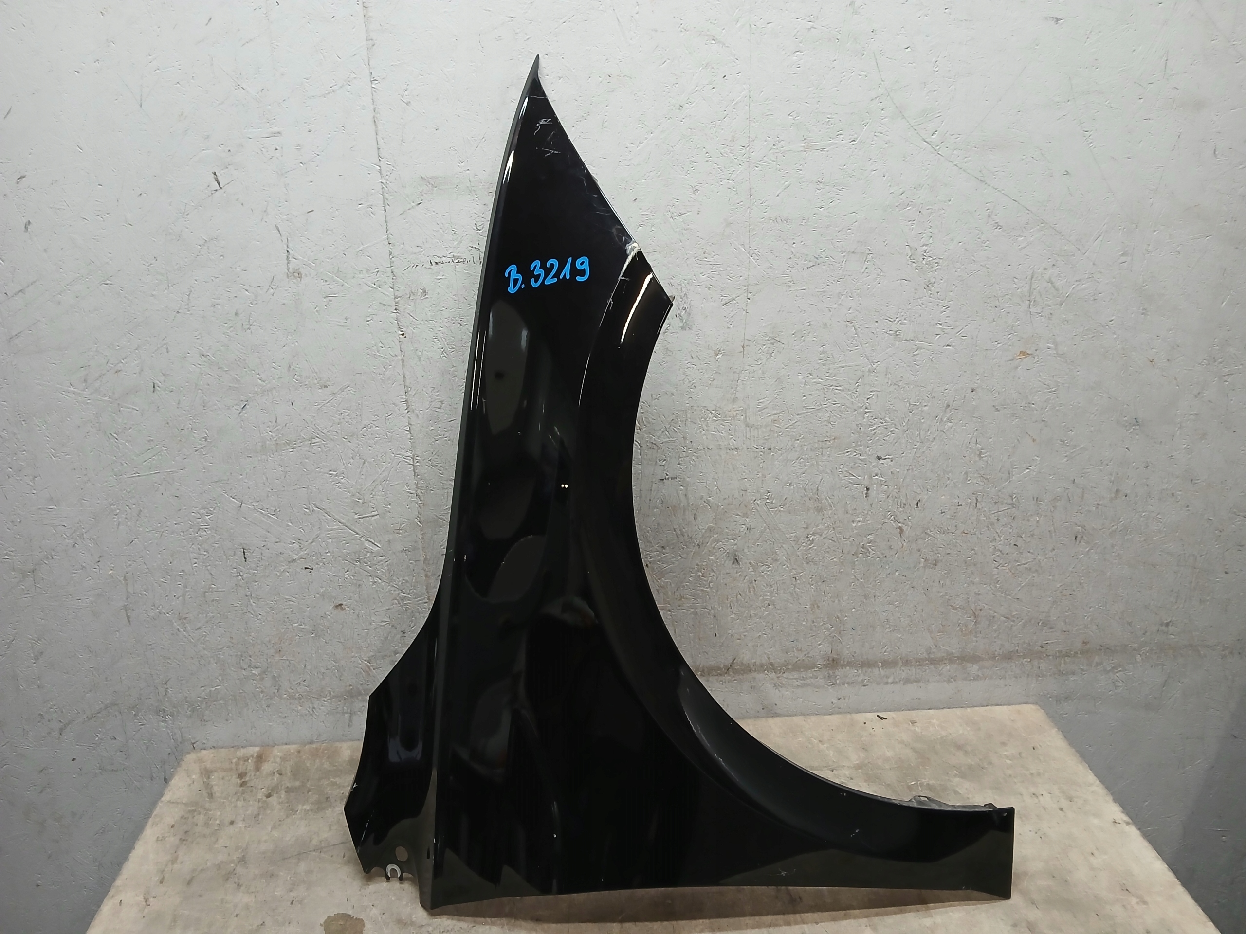 fender front right VW POLO 2G 17