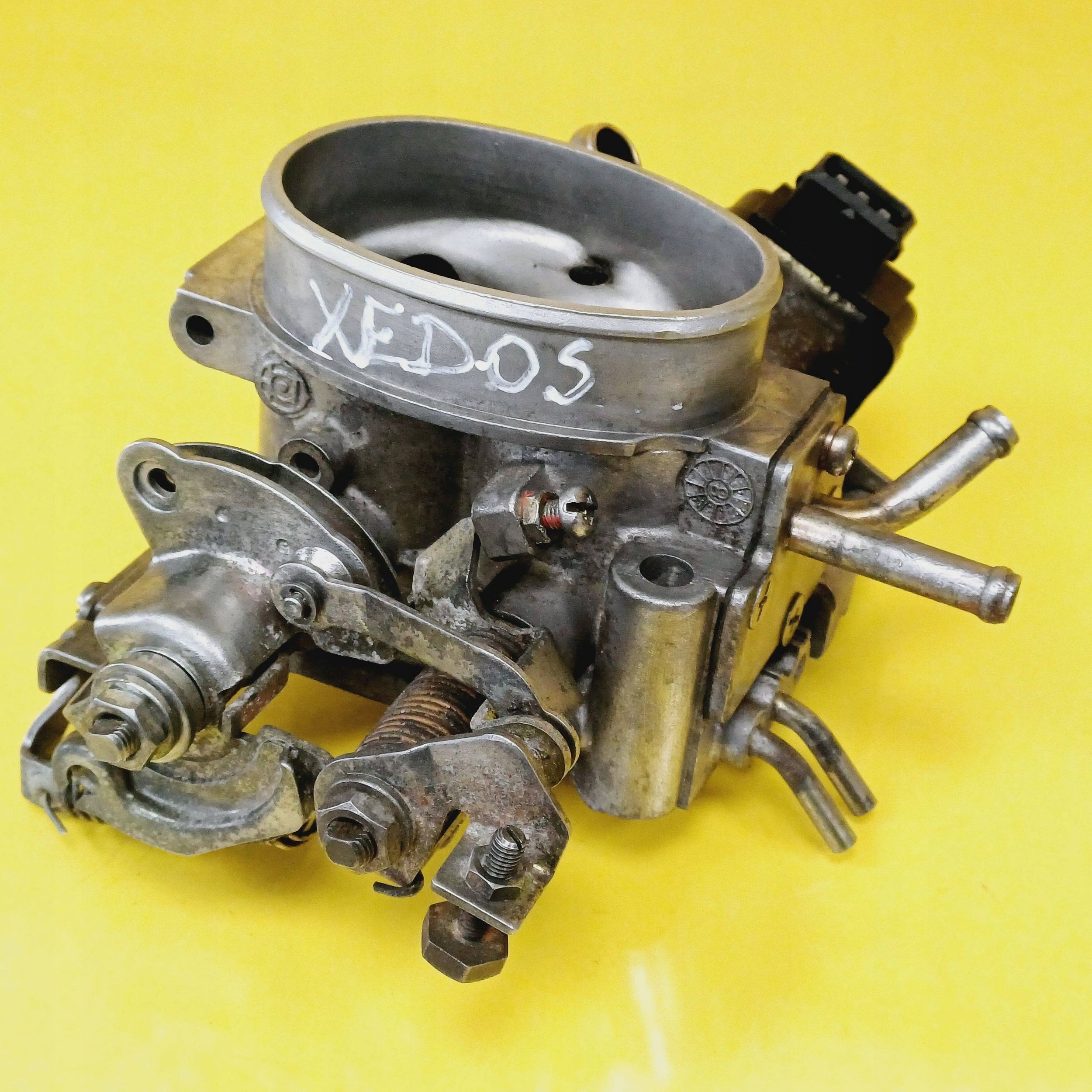 ДРОССЕЛЬНАЯ ЗАСЛОНКА mazda XEDOS 6 293024 NR552