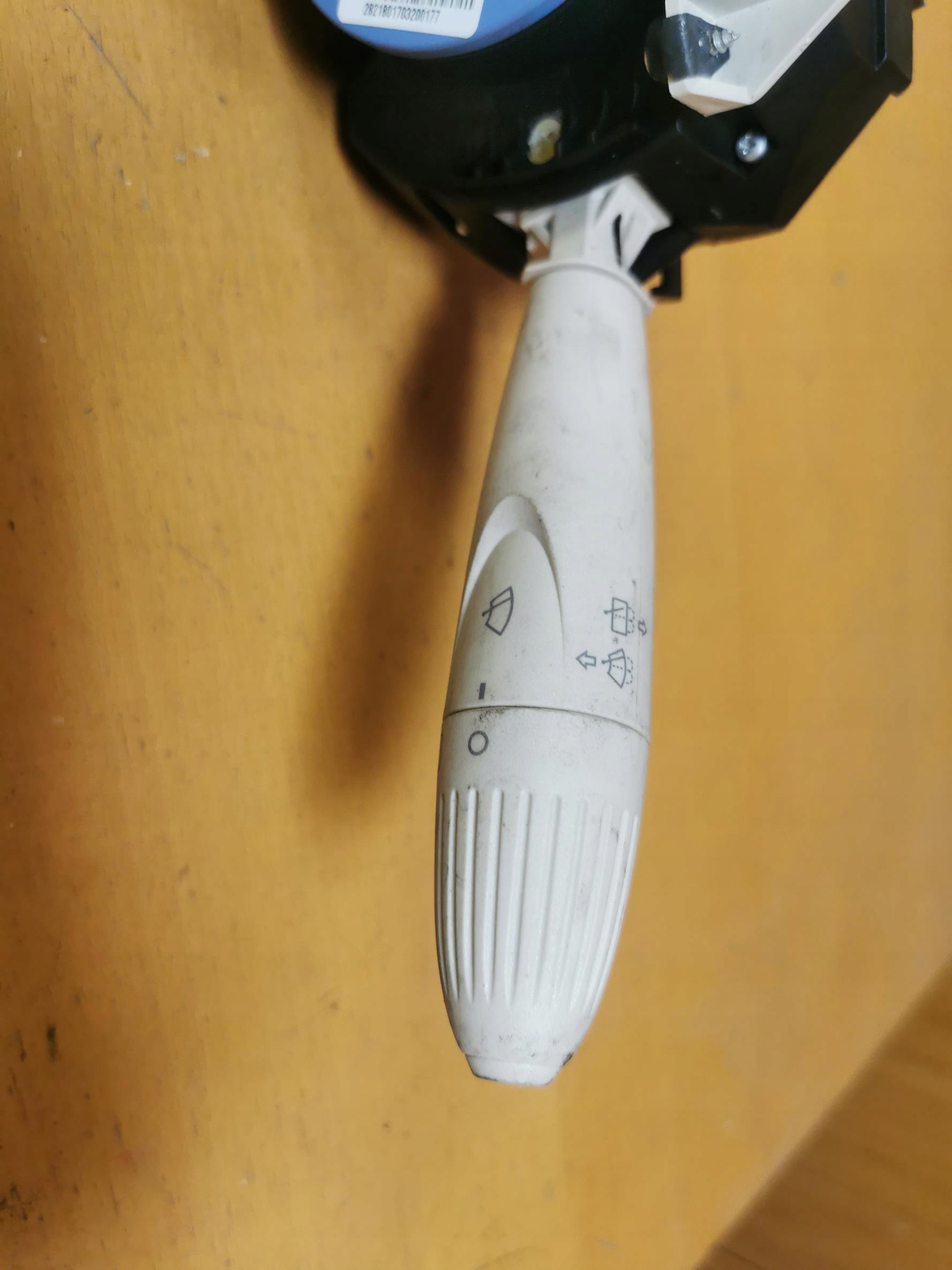 DEVIO LUCI TERGICRISTALLO TERGI FIAT 500 07356525810 07-19