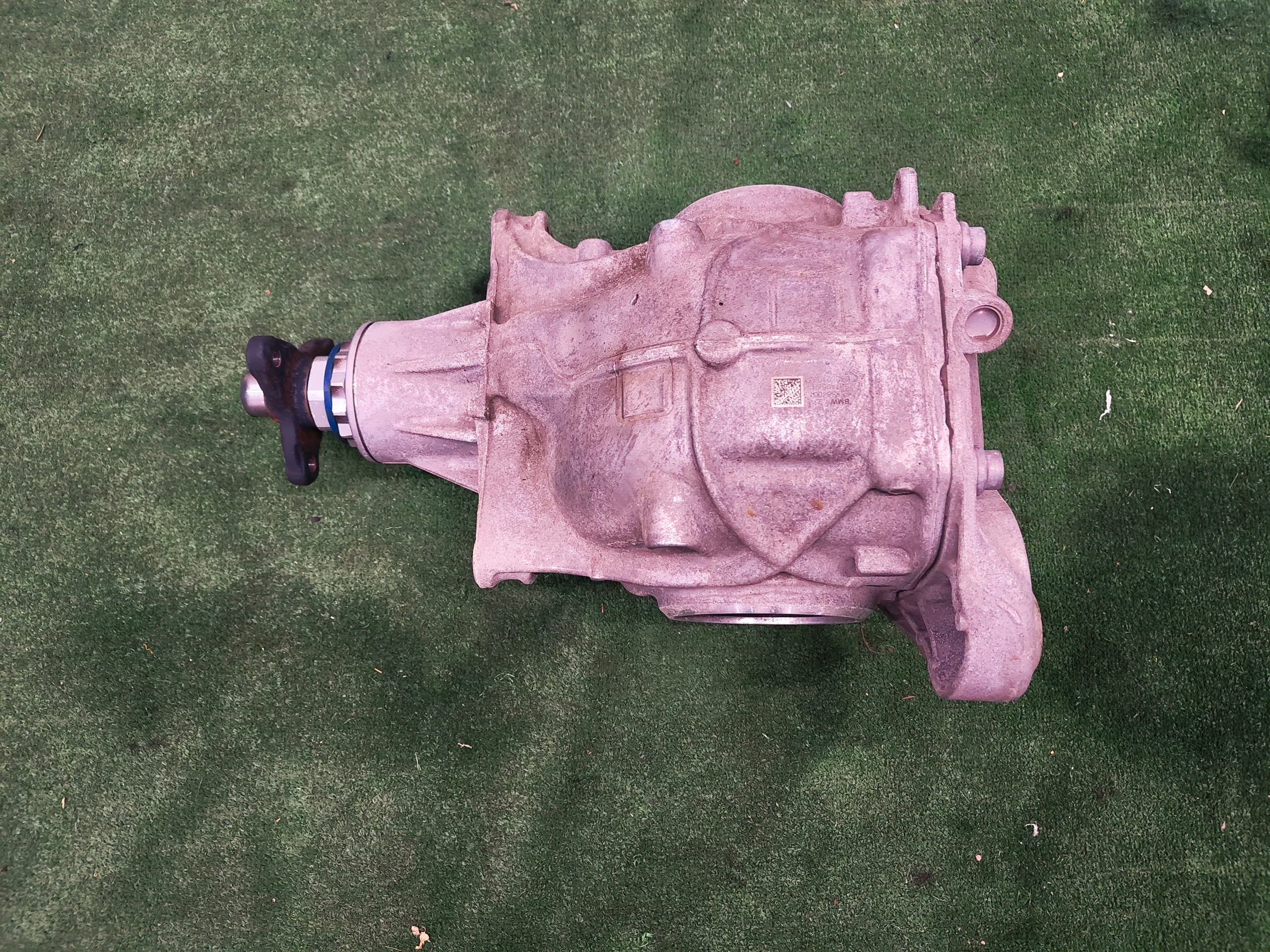 BMW 5 G60 G61 diff differential 8855840 2.56