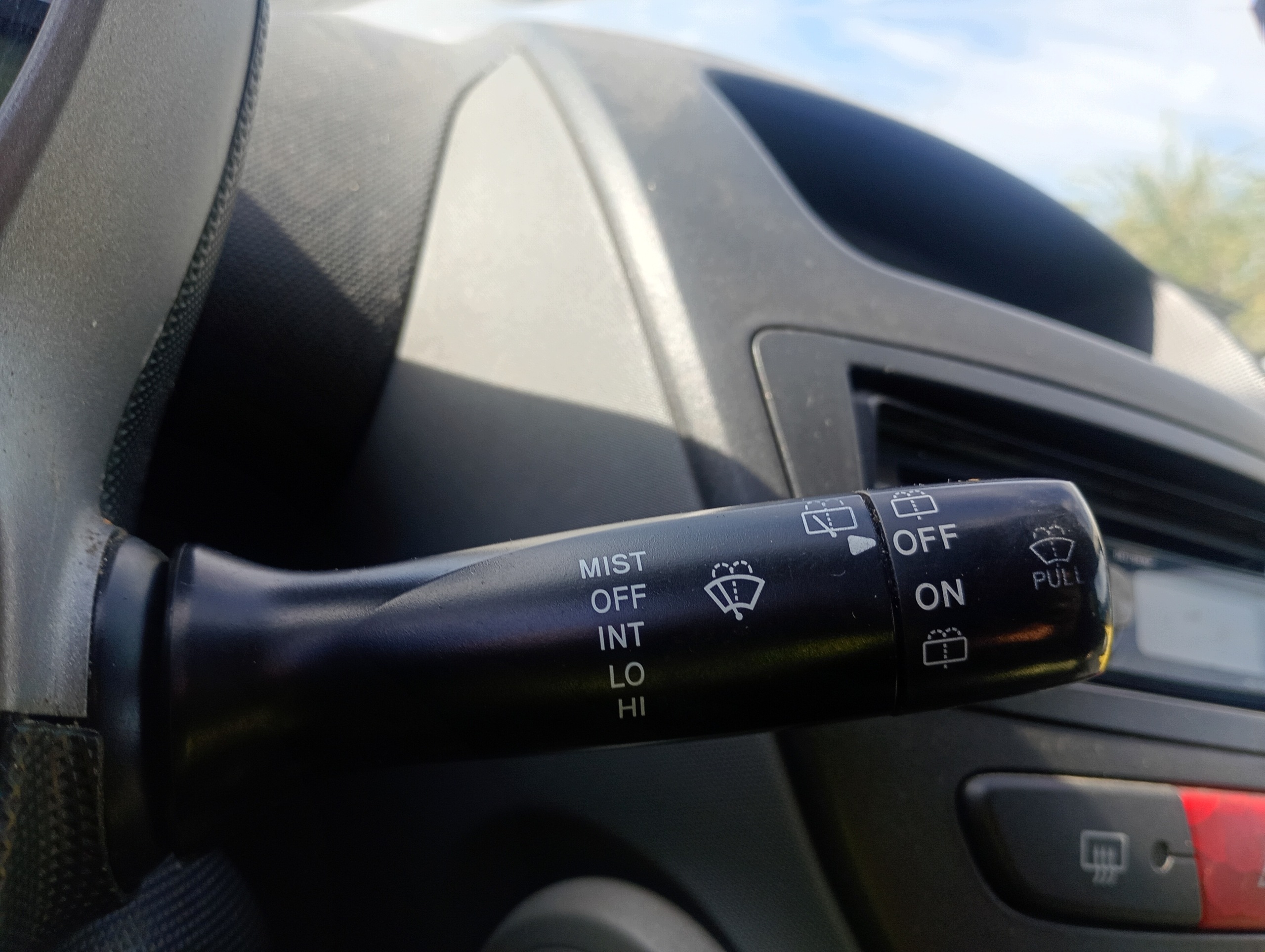 interrupteur commande phares feux zespolony volant Peugeot 107 05-08 1.0