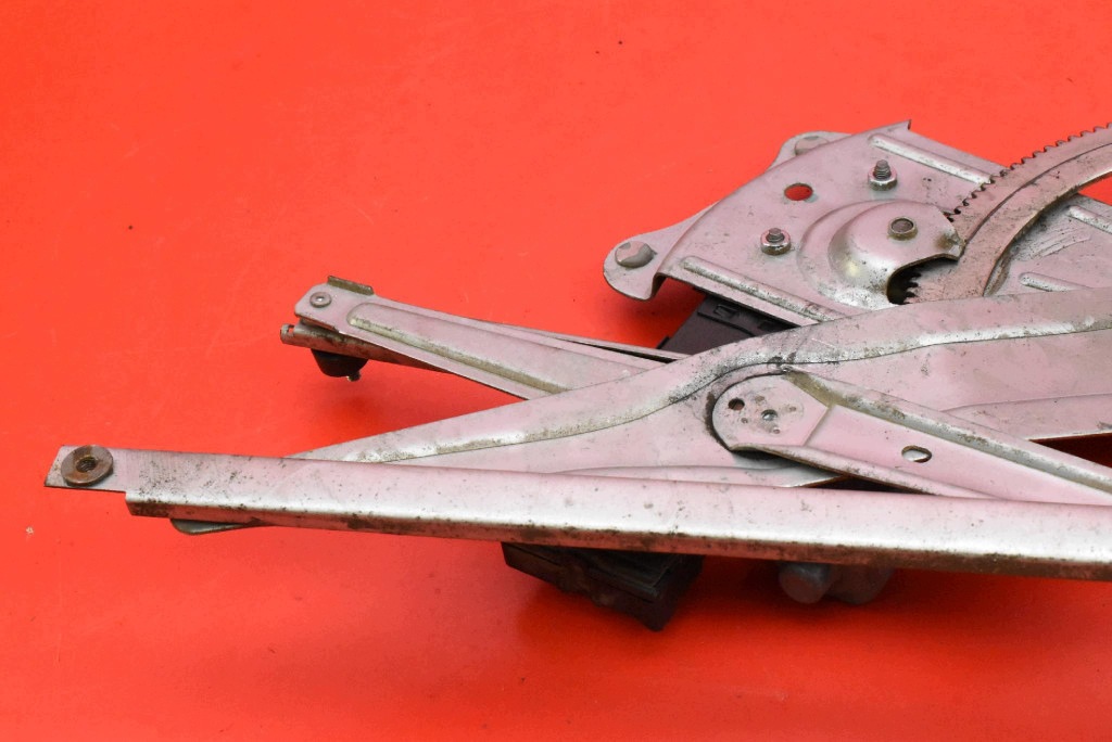 window regulator left front EU 807315510R RENAULT MEGANE 3 III KOMBI 08-14