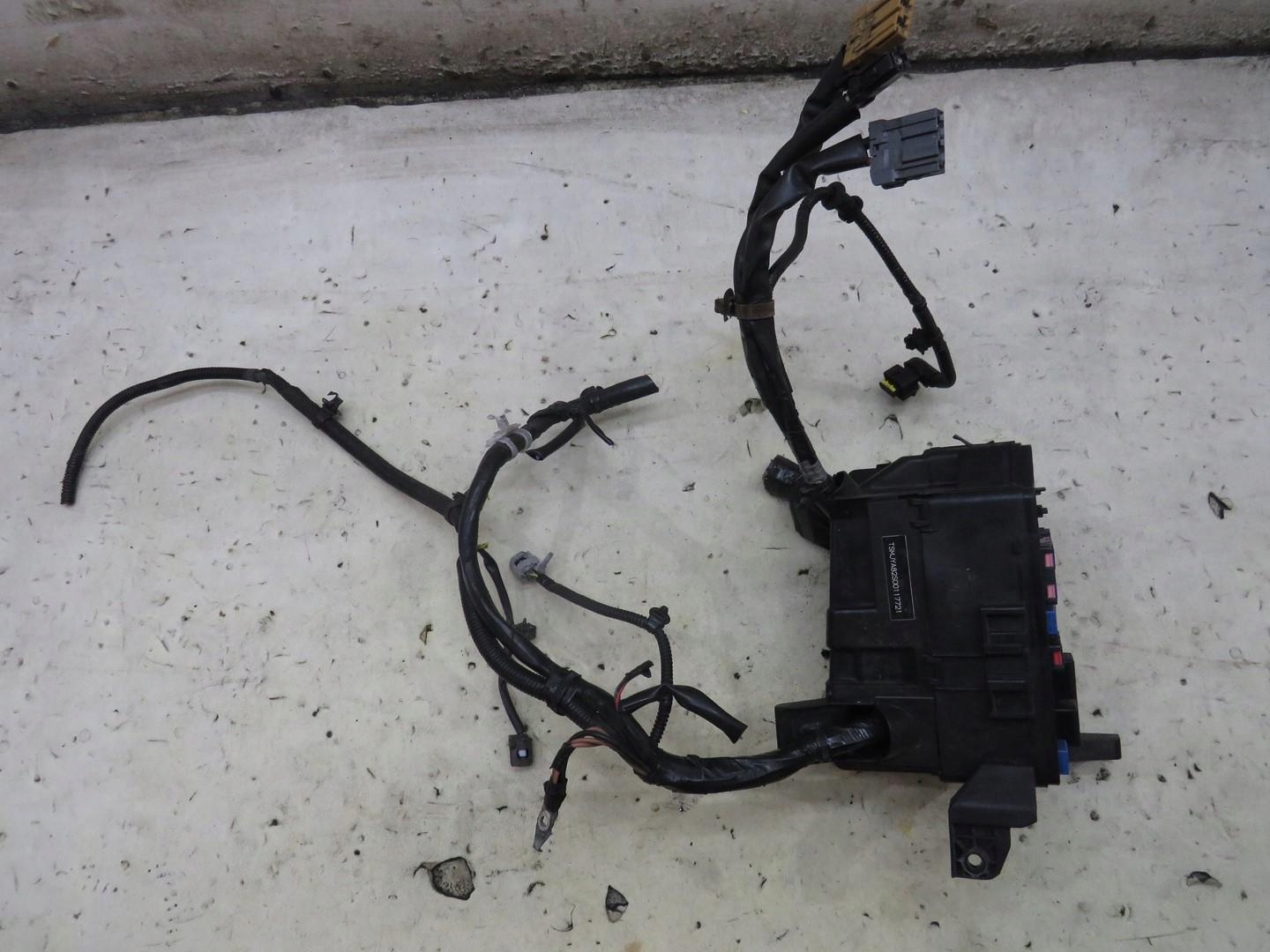 PUSZKA SKRZYNKA BEZPIECZNIKÓW SX4 S-CROSS 1.6 DDIS