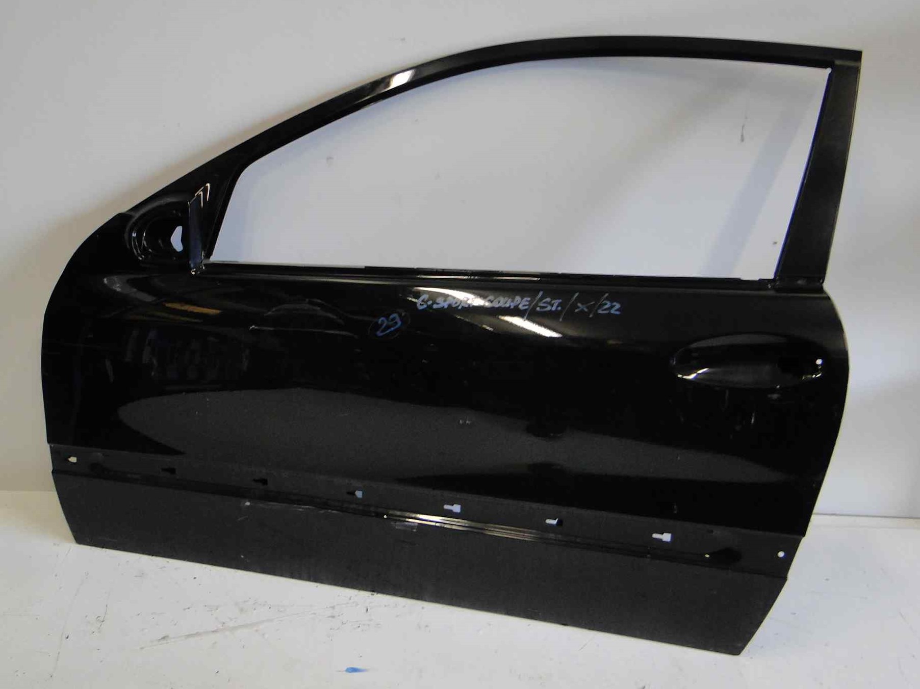 MERC CLC 203 DRZWI LEWE PRZEDNIE PRZÓD W203 Typ samochodu Samochody osobowe